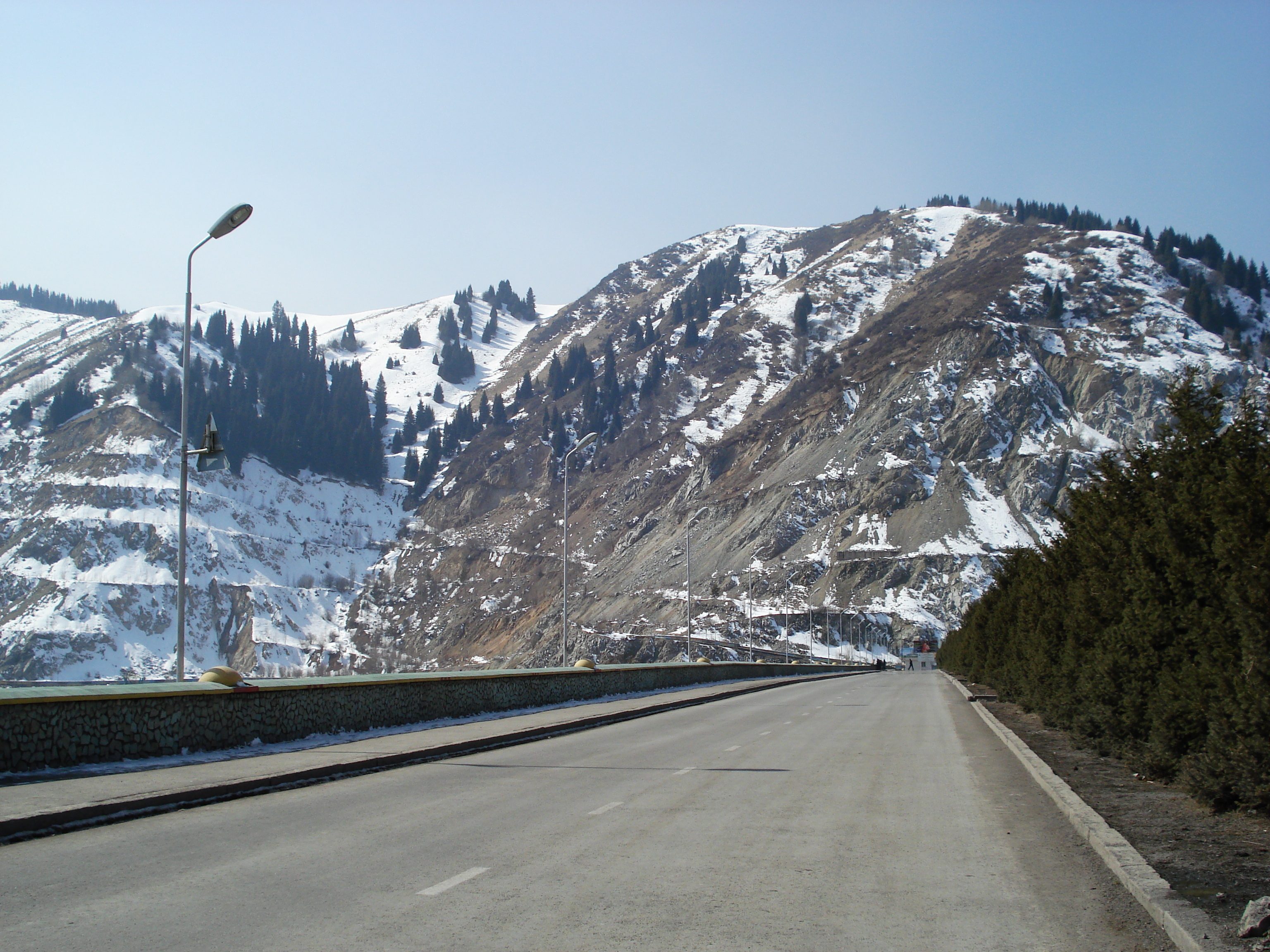 รูปถ่าย คาซัคสถาน(Kazakhstan) ซิมบูแลค(Shymbulak) 2007-03 101