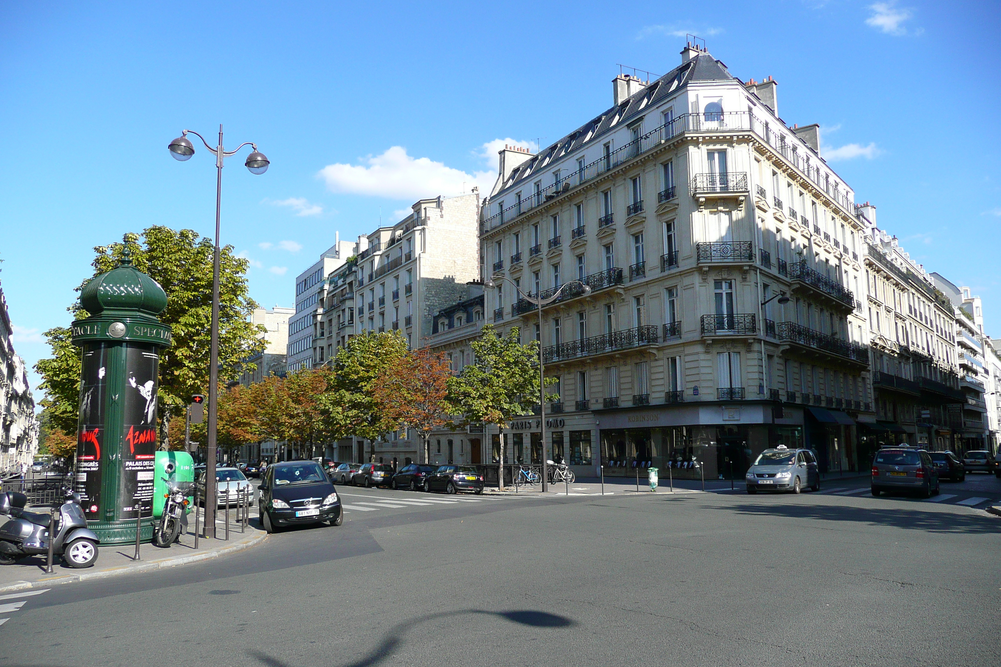 รูปถ่าย ฝรั่งเศส(France) ปารีส(Paris) ถนนโอช(Avenue Hoche) 2007-09 36