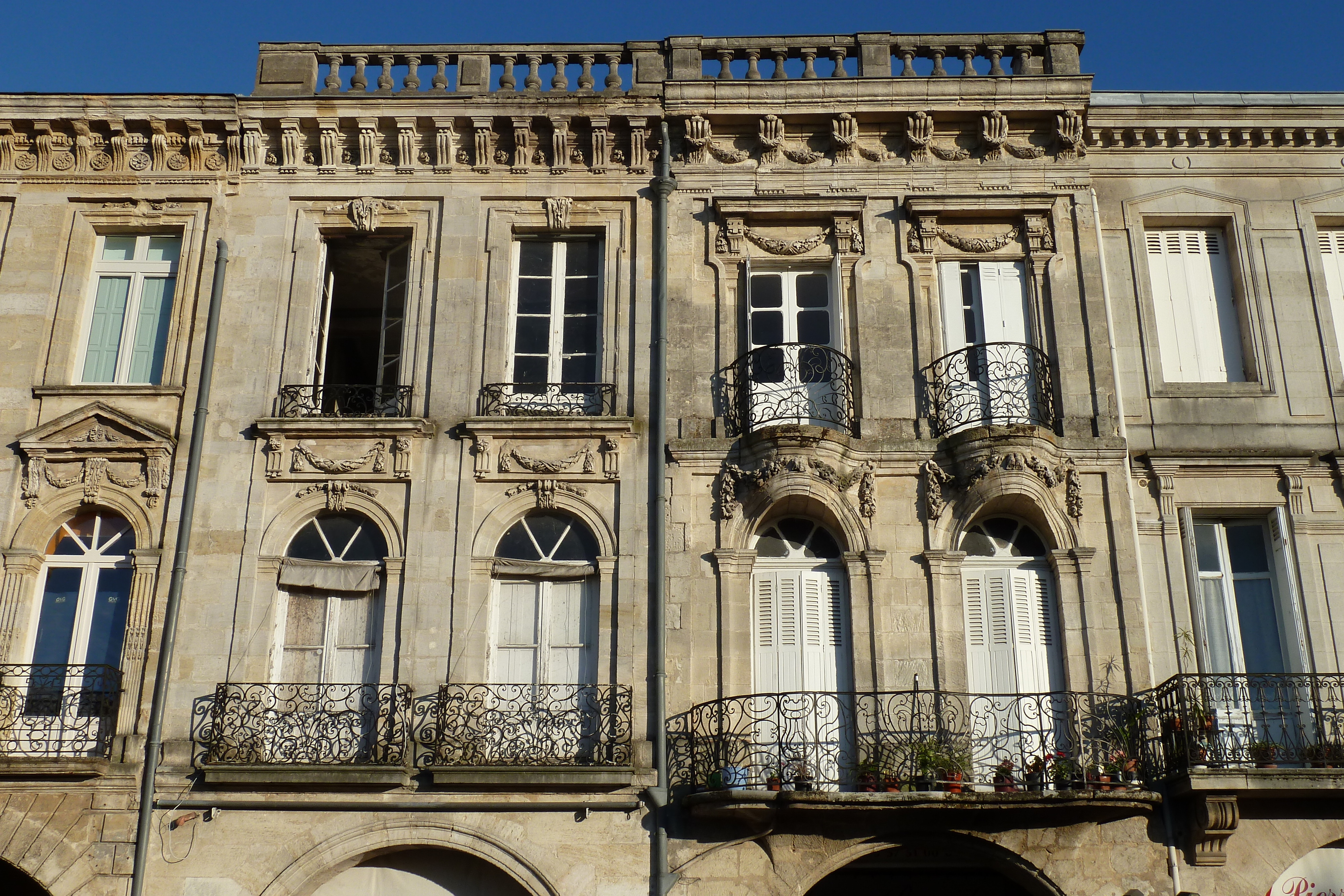 รูปถ่าย ฝรั่งเศส(France) ลีบูร์น(Libourne) 2010-08 23