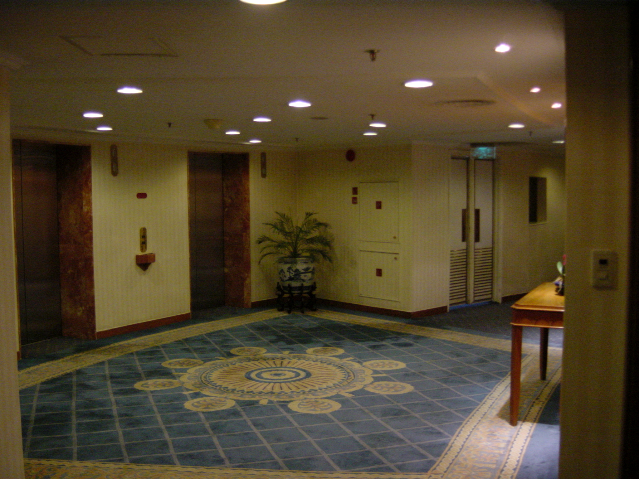 รูปถ่าย จีน(China) ปักกิ่ง(Beijing) สวิสโอเต็ล(Swissotel) 2002-05 4