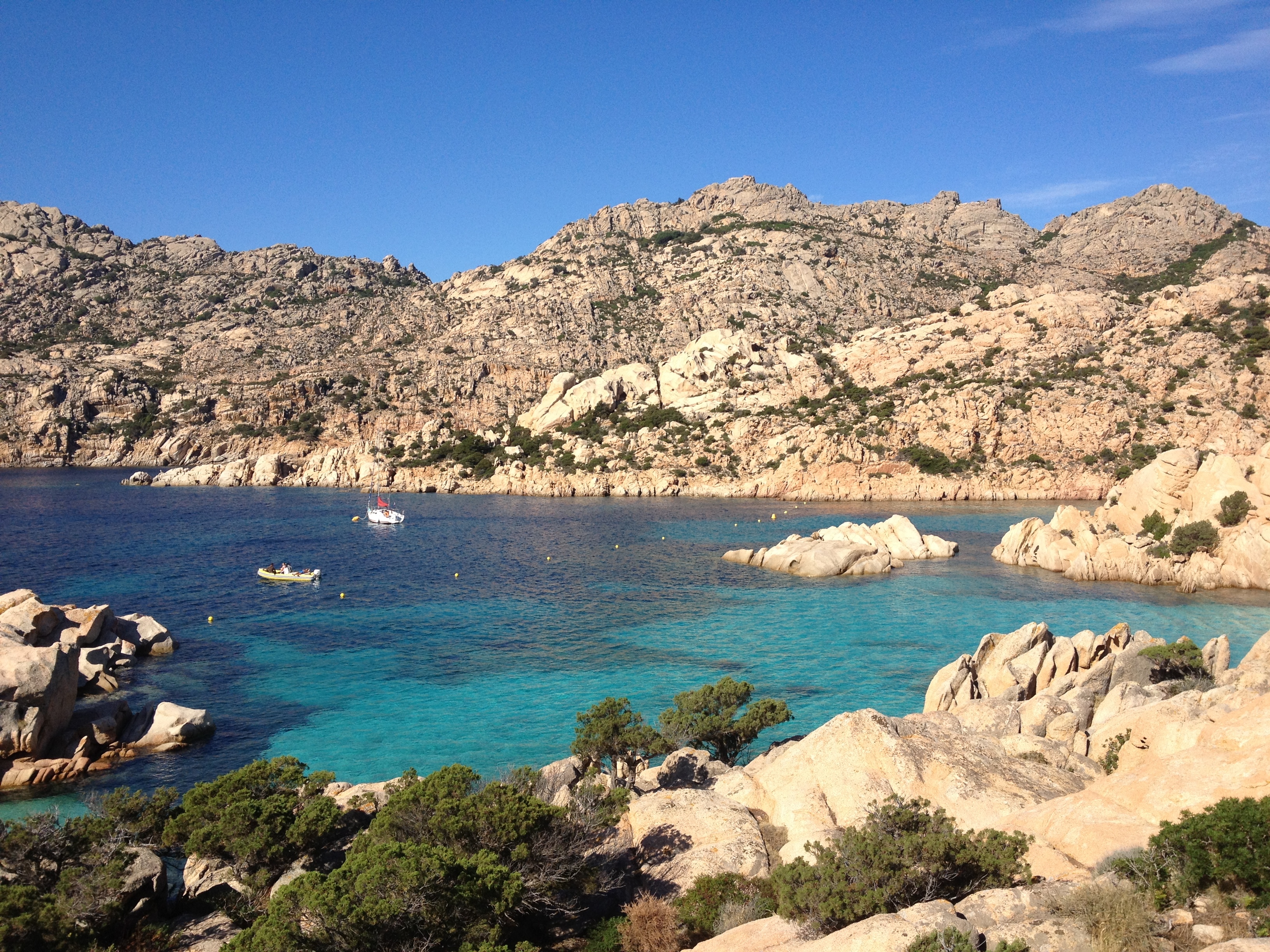รูปถ่าย อิตาลี(Italy) อ่าวกาลาโกตีชโช(Cala Coticcio) 2012-09 25