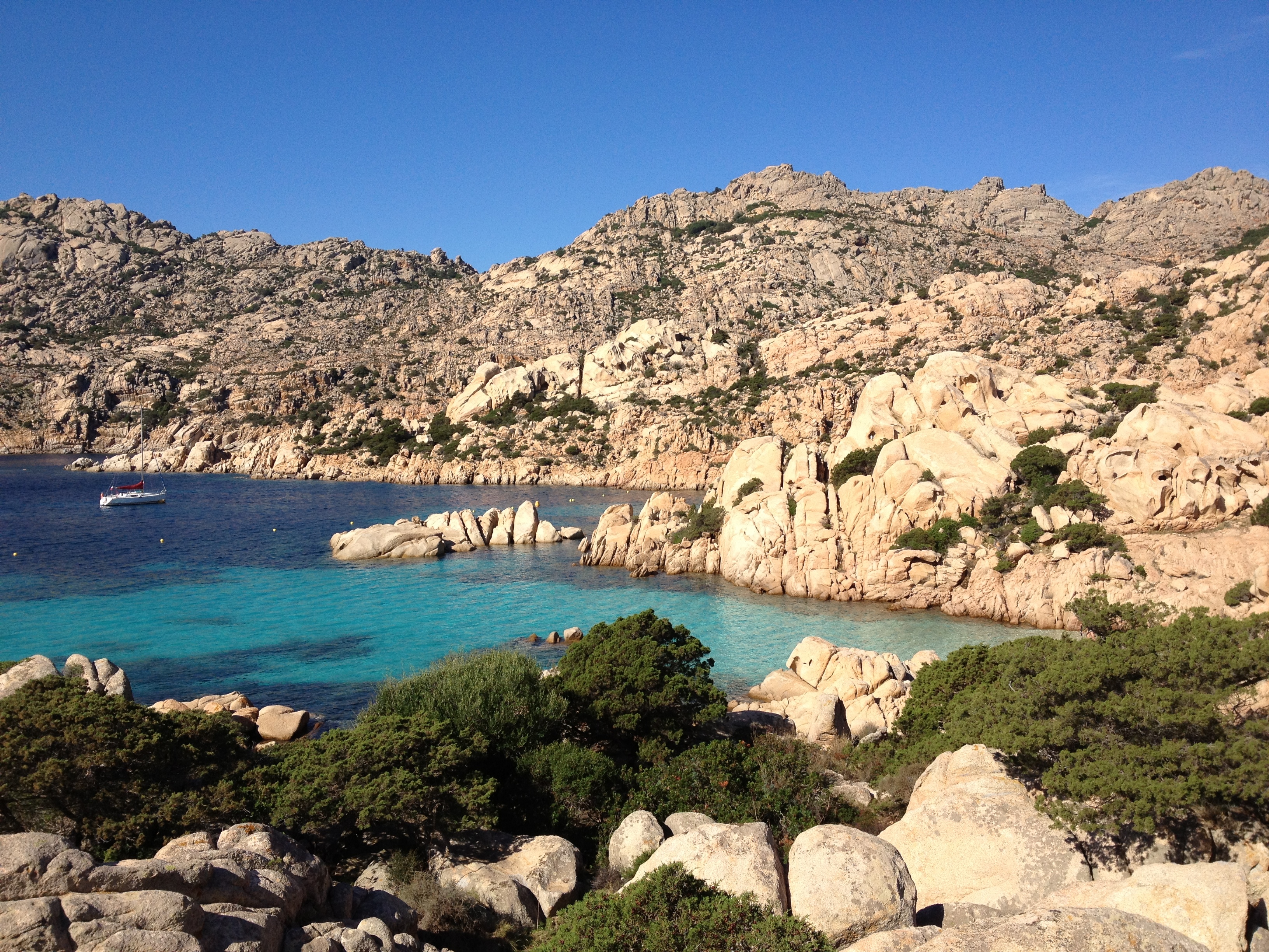 รูปถ่าย อิตาลี(Italy) อ่าวกาลาโกตีชโช(Cala Coticcio) 2012-09 109