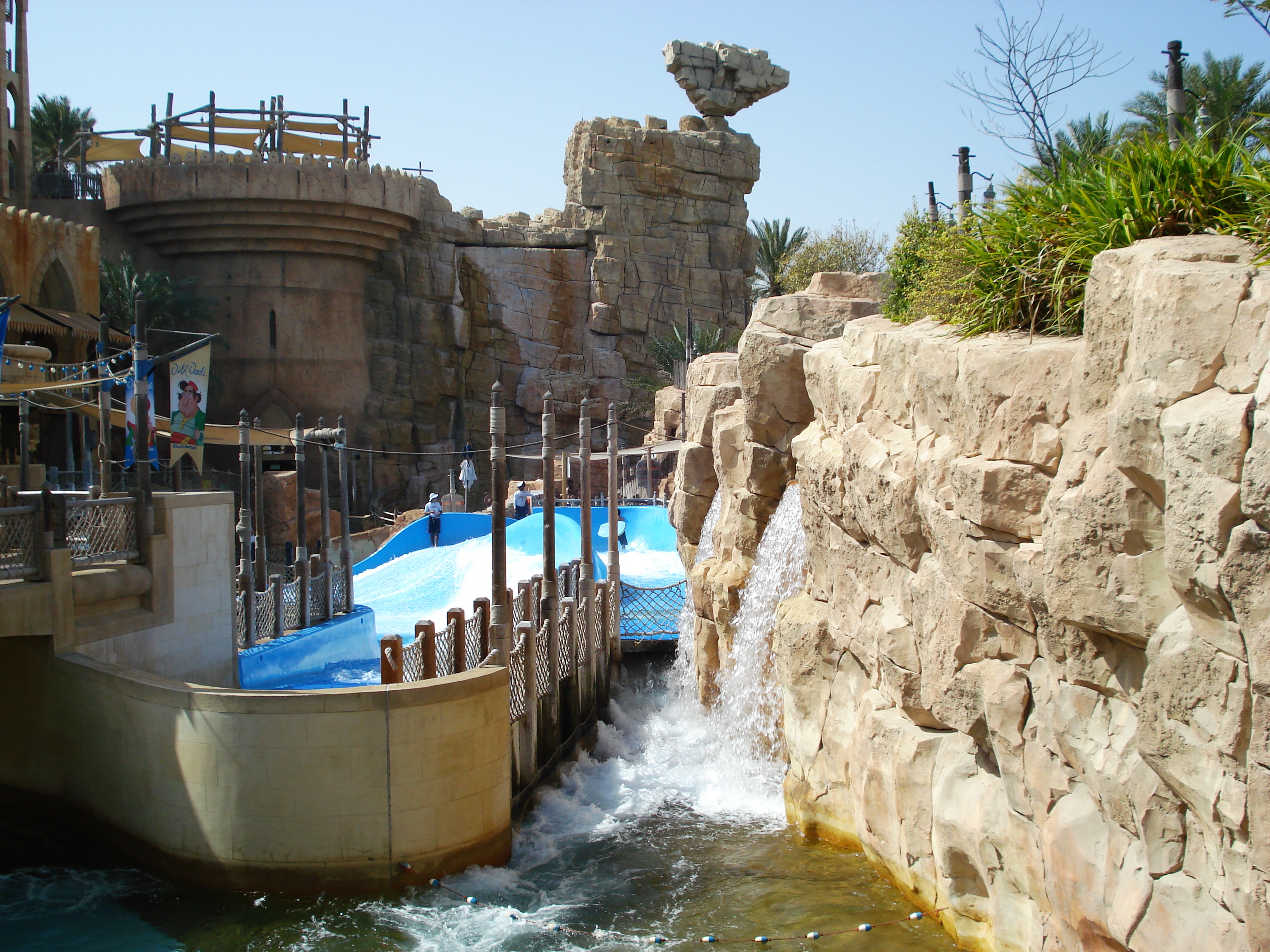 รูปถ่าย สหรัฐอาหรับเอมิเรตส์(United Arab Emirates) ดูไบ(Dubai) สวนน้ำไวลด์วาดี(Wild Wadi) 2007-03 48