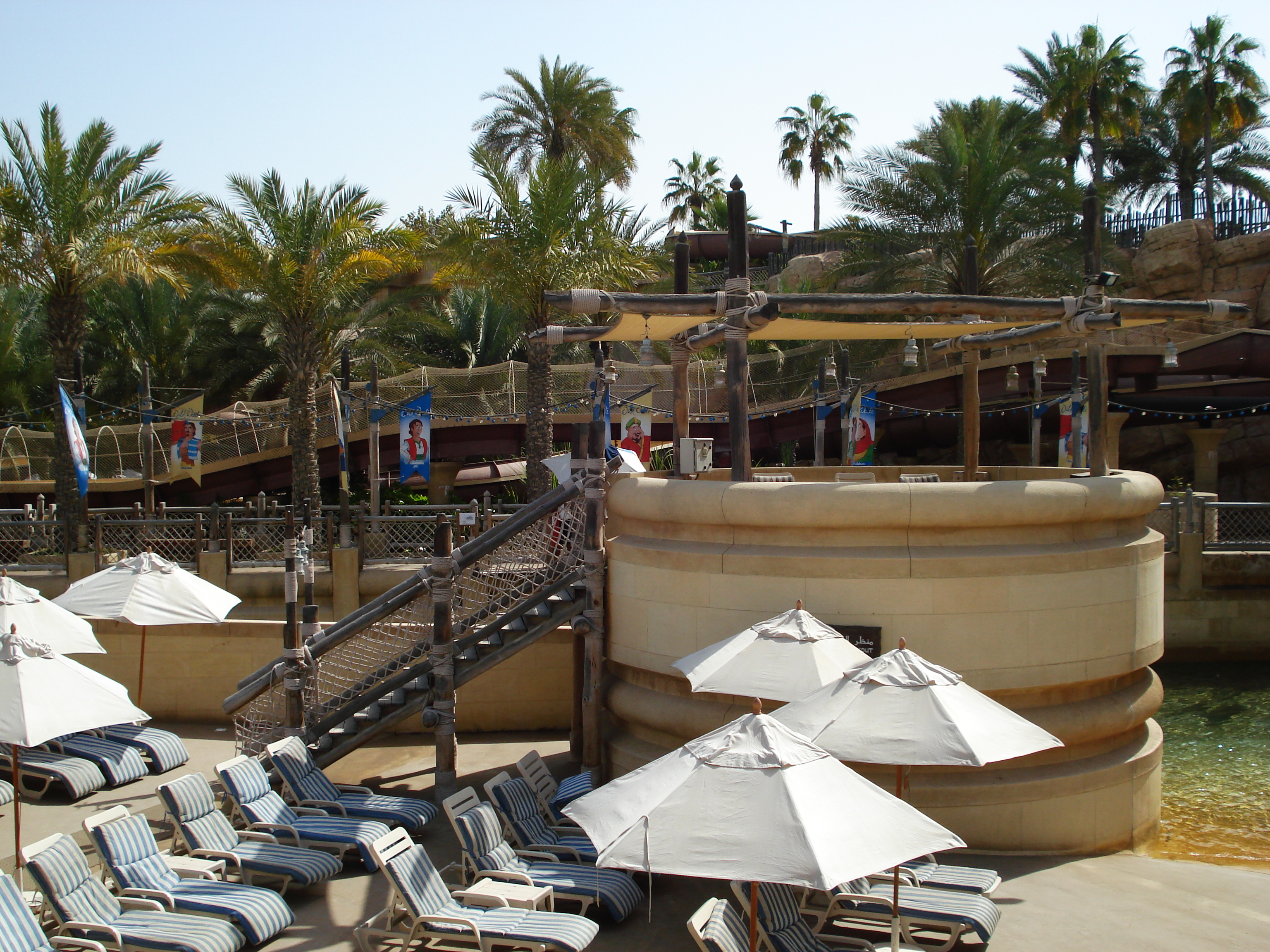 รูปถ่าย สหรัฐอาหรับเอมิเรตส์(United Arab Emirates) ดูไบ(Dubai) สวนน้ำไวลด์วาดี(Wild Wadi) 2007-03 51