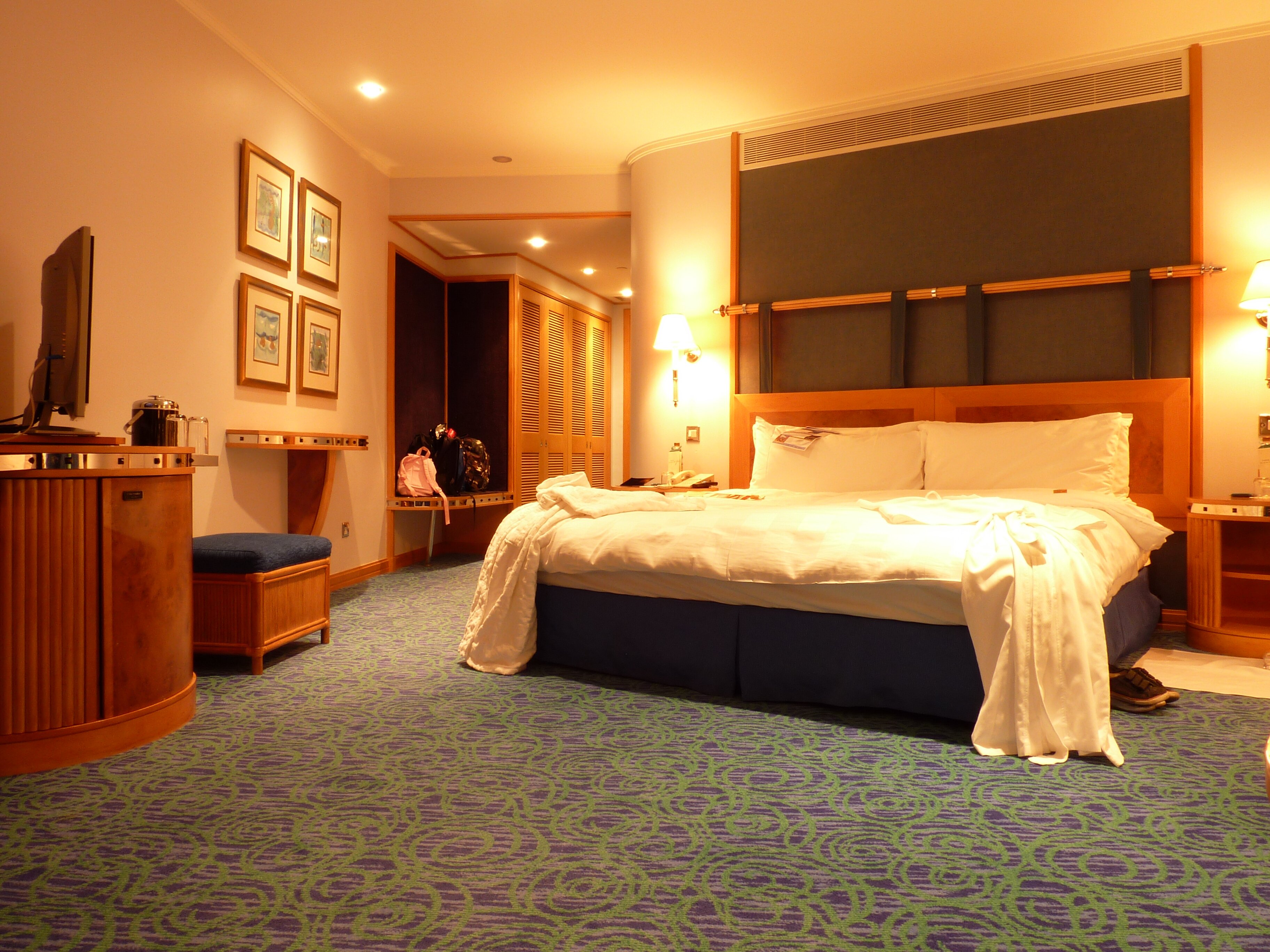 รูปถ่าย สหรัฐอาหรับเอมิเรตส์(United Arab Emirates) ดูไบ(Dubai) โรงแรมจูไมราห์บีช(Jumeirah Beach Hotel) 2009-12 19