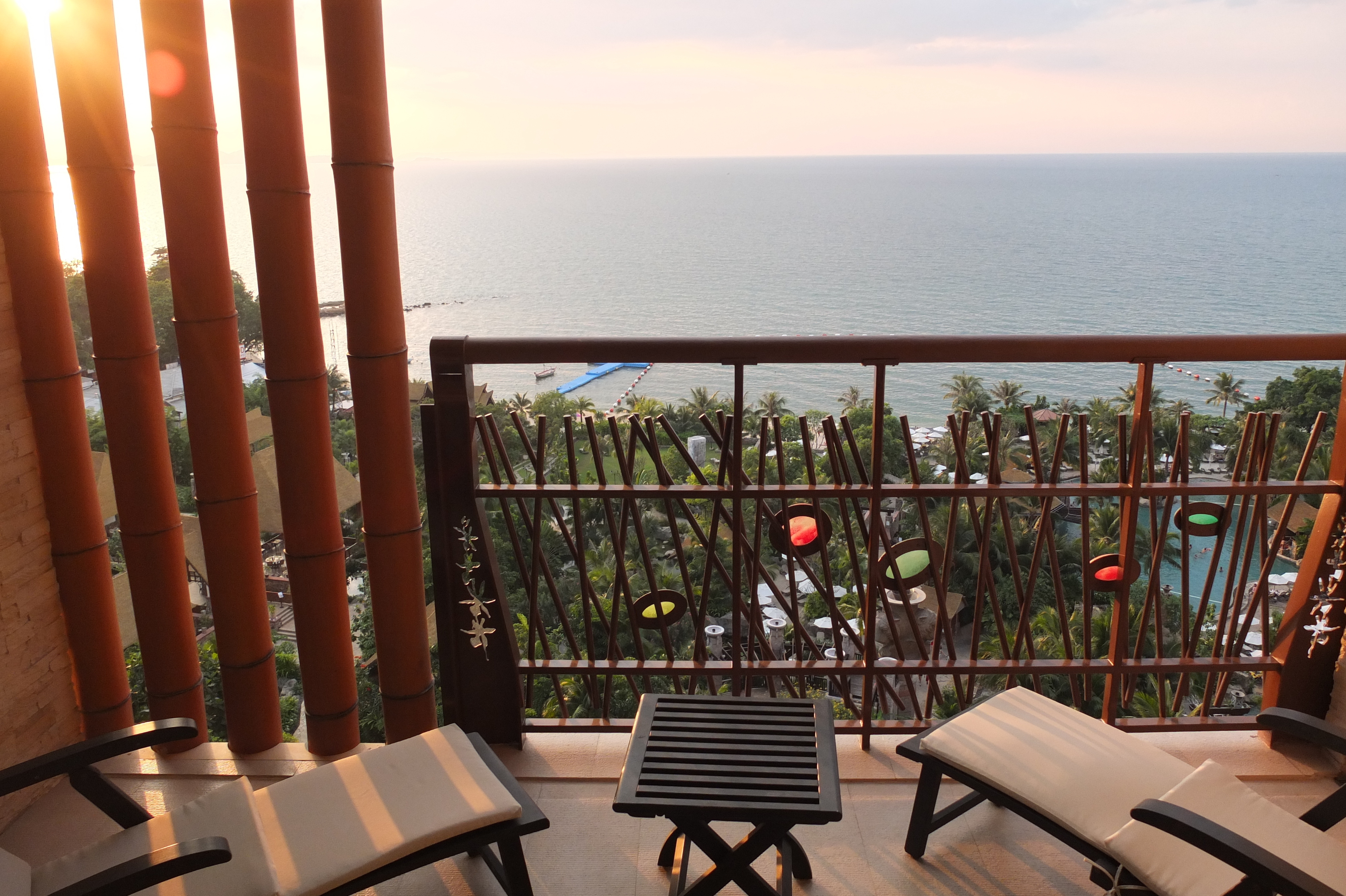 รูปถ่าย ไทย(Thailand) พัทยา(Pattaya) โรงแรมเซ็นทารา(Centara Hotel) 2012-12 39