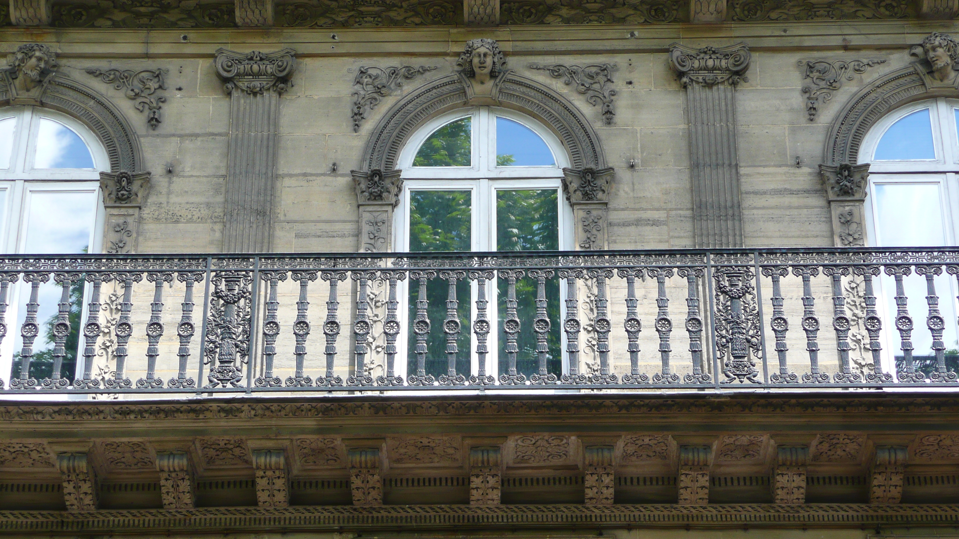 รูปถ่าย ฝรั่งเศส(France) ปารีส(Paris) บูเลอวาร์ด  มาเลแอร์บ(Boulevard Malesherbes) 2007-05 44