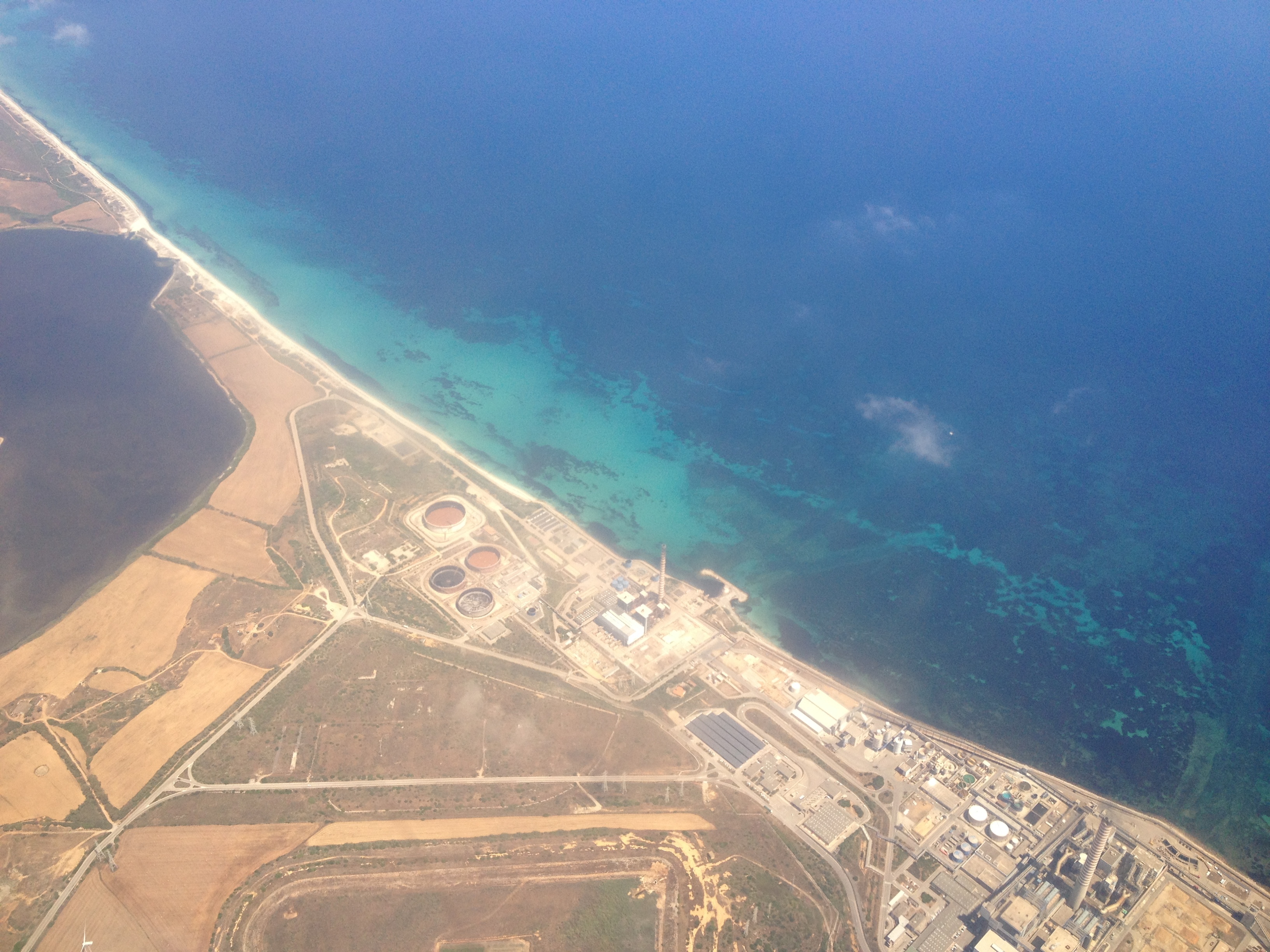 รูปถ่าย อิตาลี(Italy) ซาร์ดิเนีย(Sardinia) สายการบินอีซีเจ็ต(Easyjet) 2015-06 10