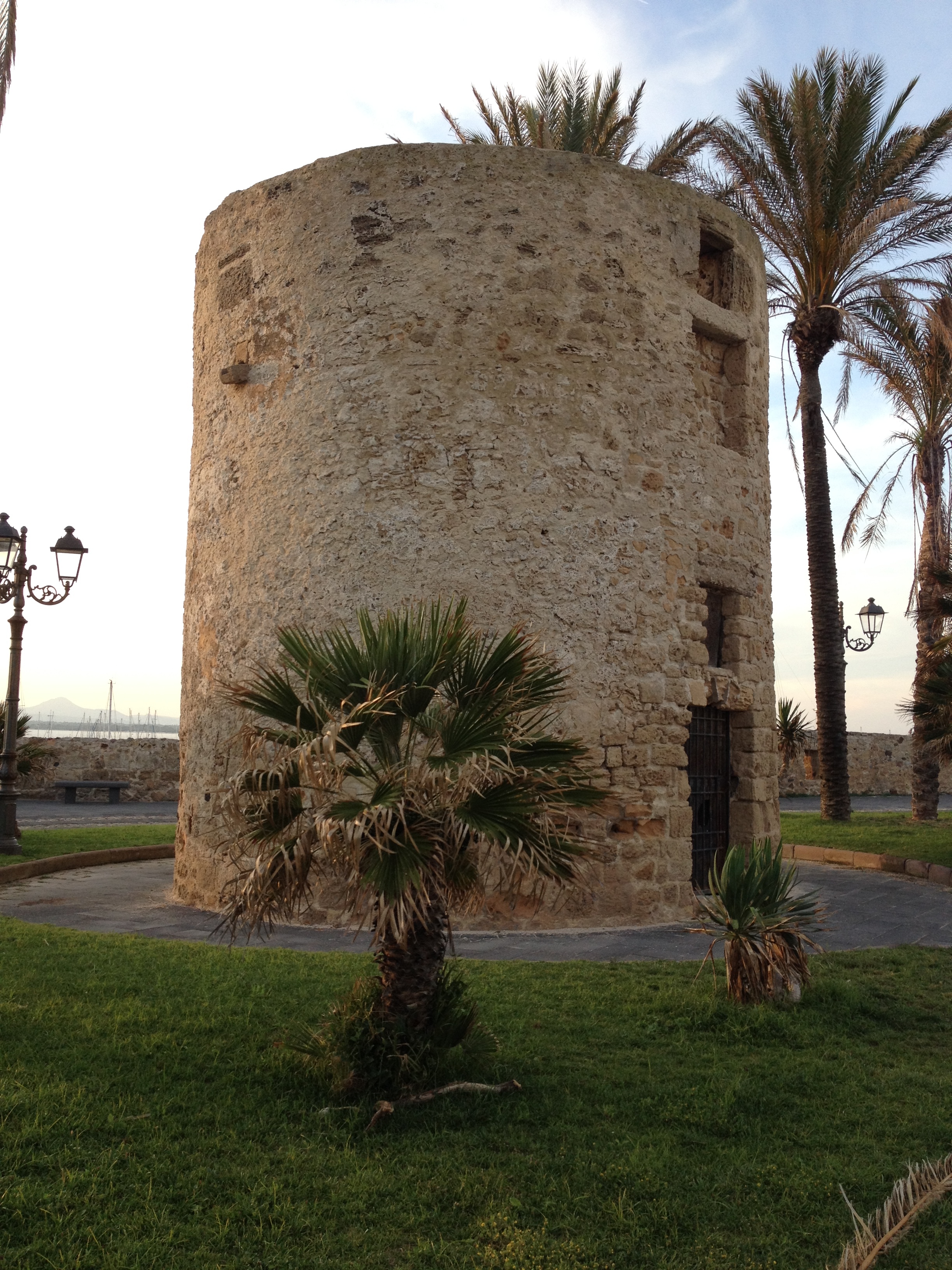 รูปถ่าย อิตาลี(Italy) ซาร์ดิเนีย(Sardinia) อัลเกโร(Alghero) 2015-06 13