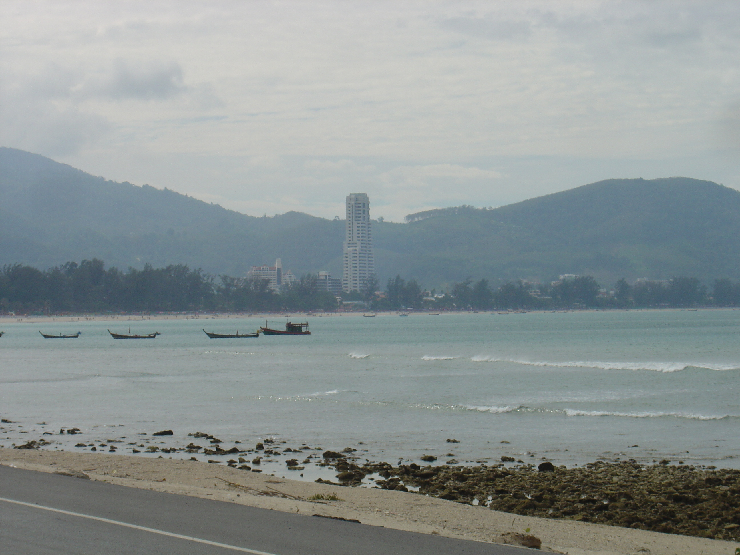 รูปถ่าย ไทย(Thailand) ภูเก็ต(Phuket) ป่าตอง(Patong) หาดทราย(Beach) 2005-12 33