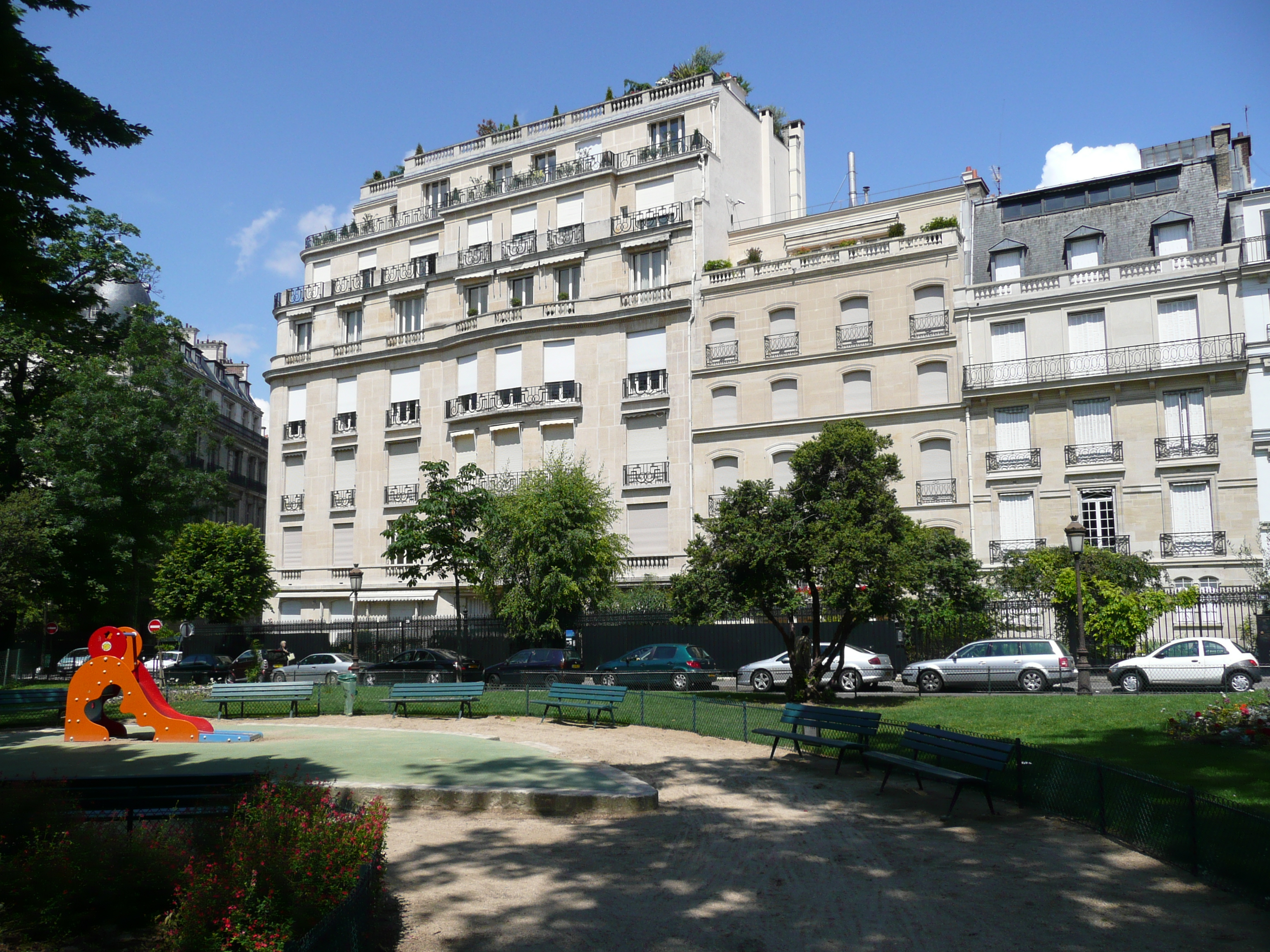รูปถ่าย ฝรั่งเศส(France) ปารีส(Paris) ถนนฟอช(Avenue Foch) 2007-06 215