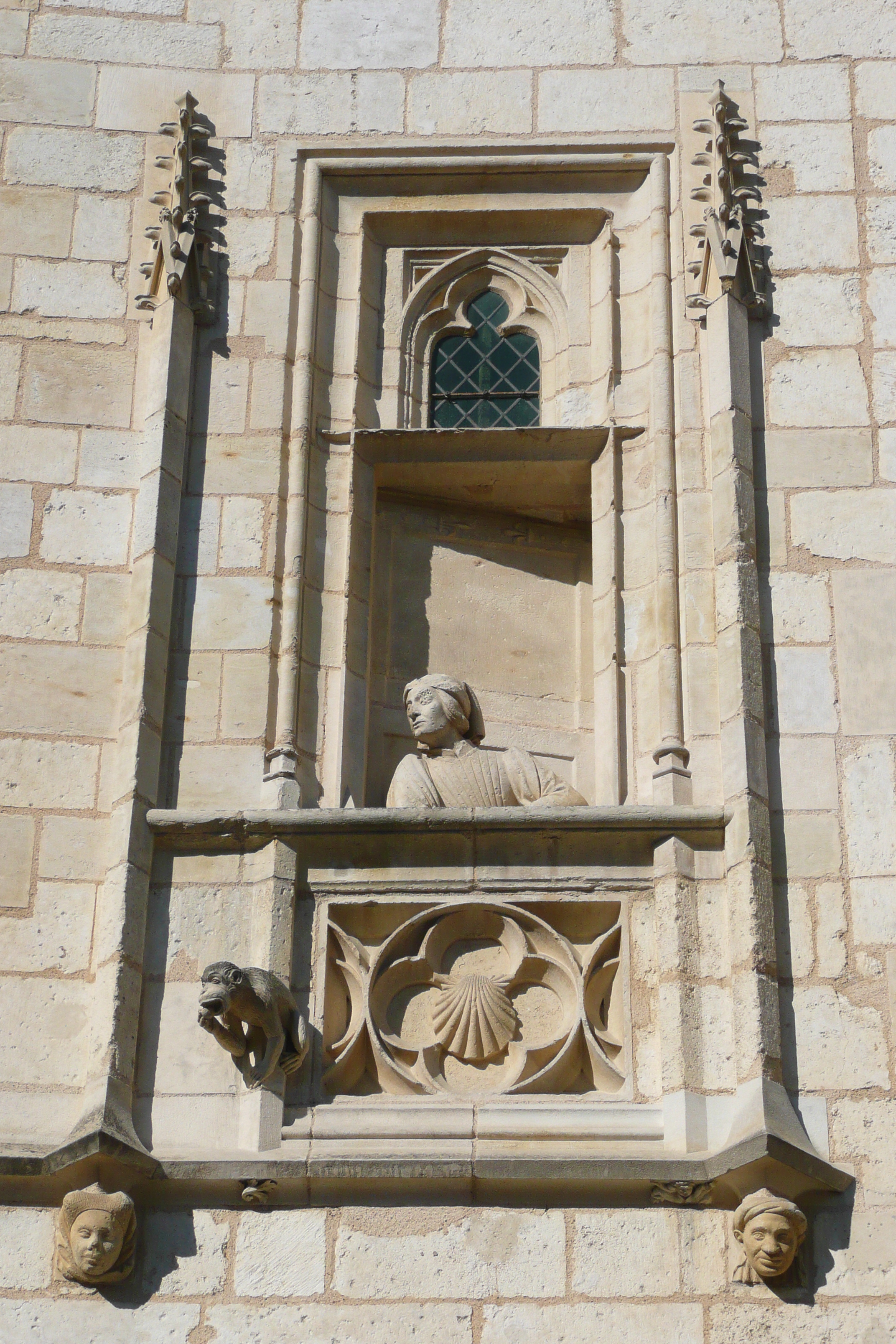 รูปถ่าย ฝรั่งเศส(France) บูร์ฌ(Bourges) วังฌักเกอร์(Palais Jacques Coeur) 2008-04 14