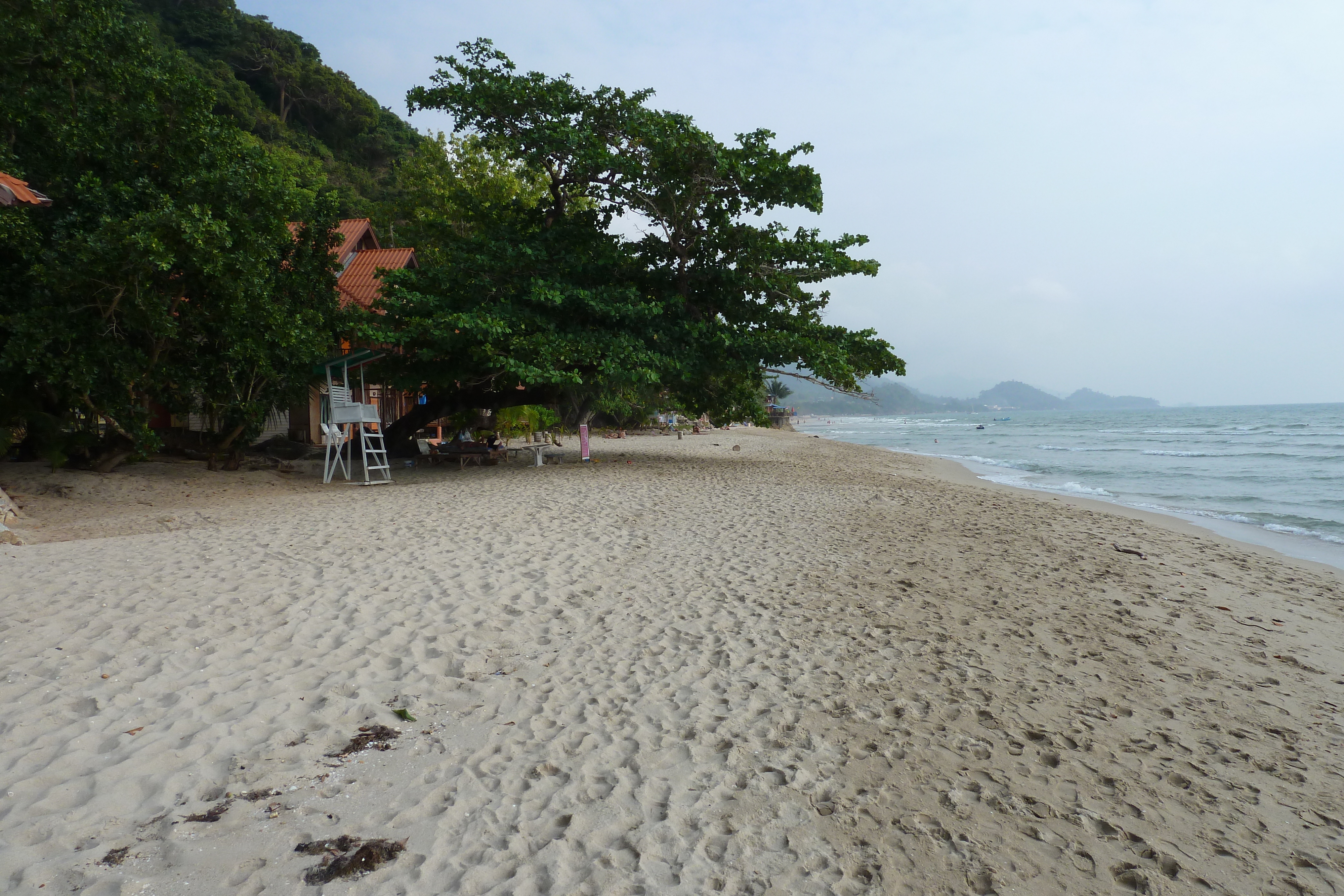 รูปถ่าย ไทย(Thailand) เกาะช้าง(Ko Chang) หาดทรายขาว(White sand beach) 2011-02 10