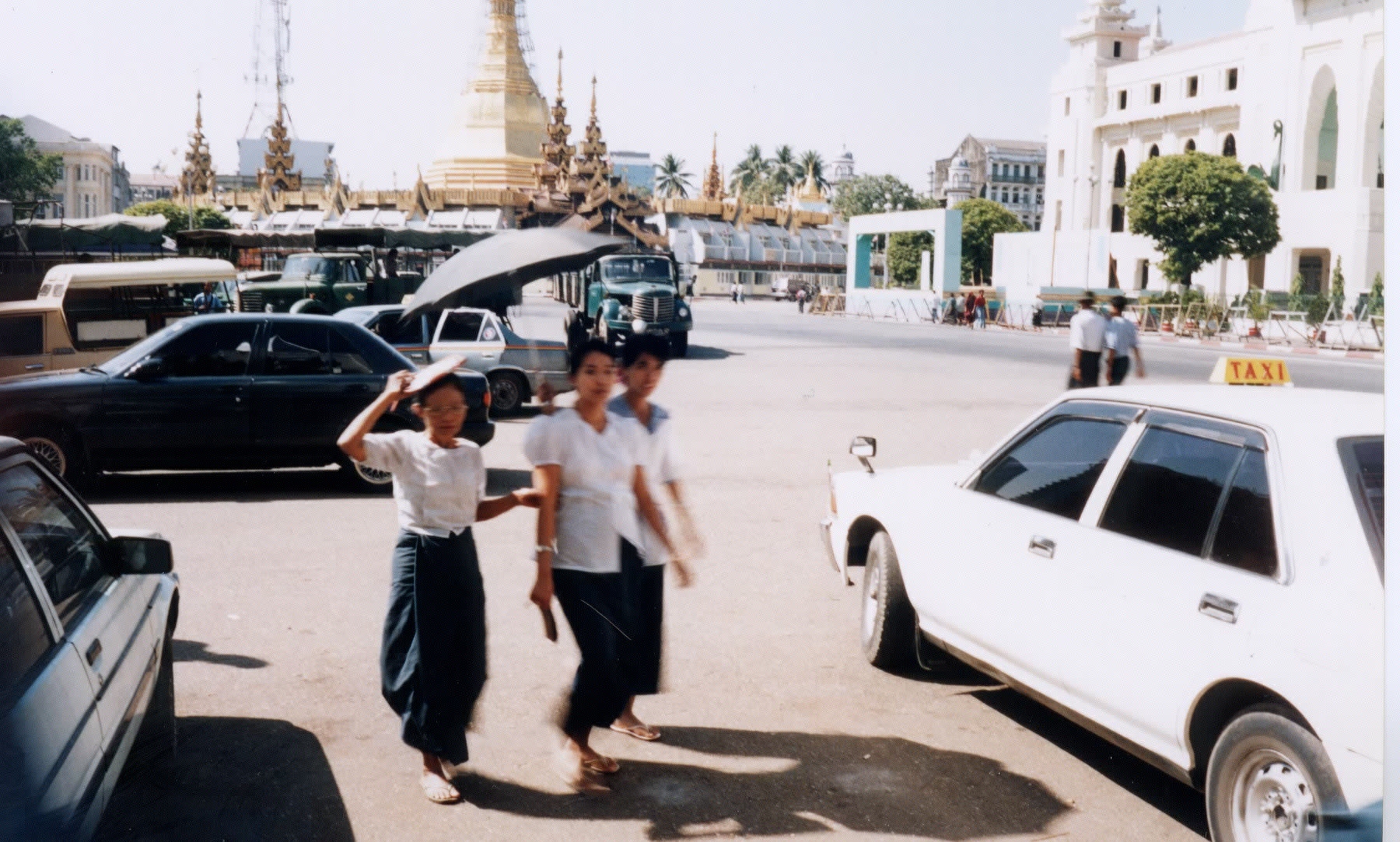 รูปถ่าย พม่า(Myanmar) ย่างกุ้ง(Yangon) 1998-01 8