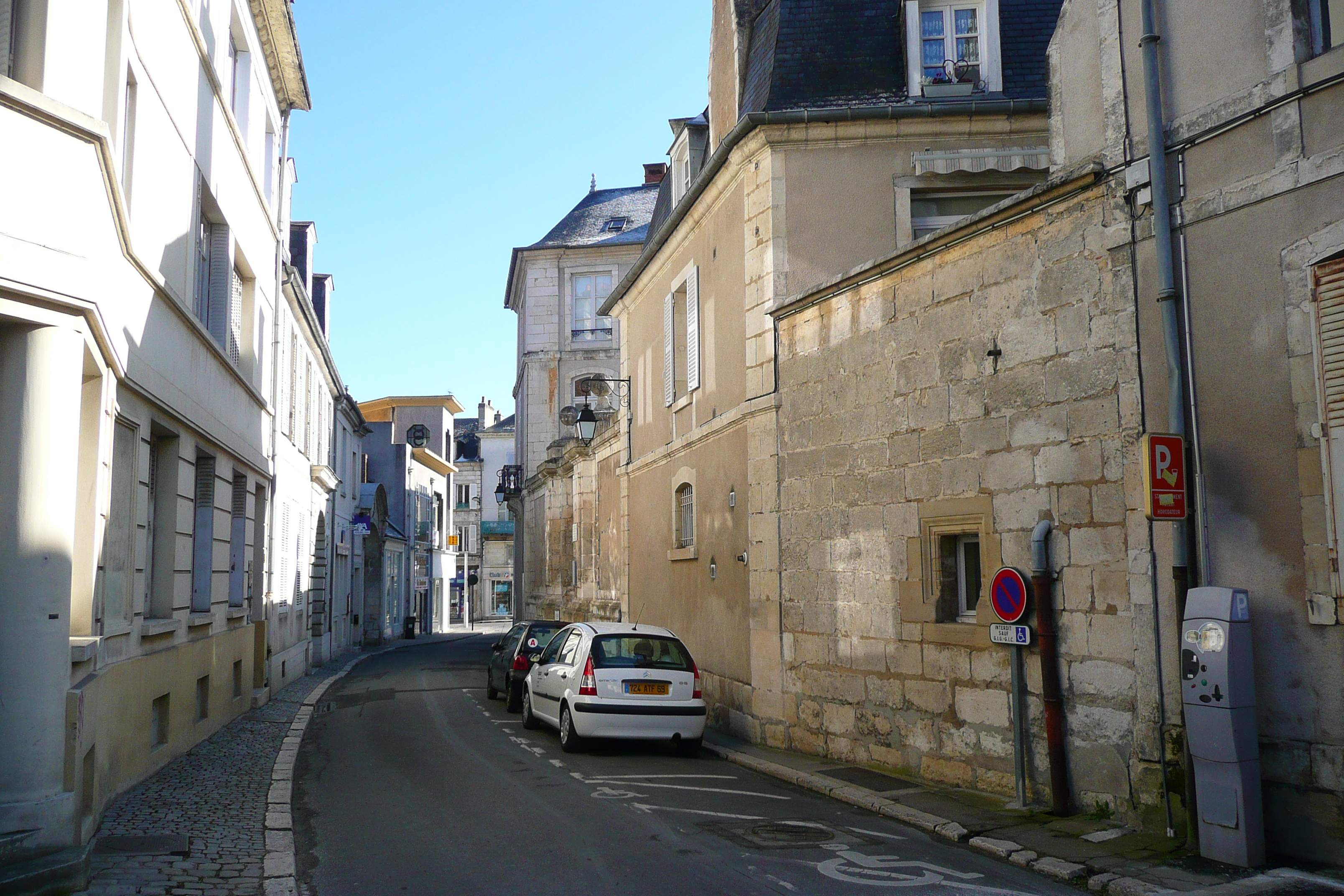 รูปถ่าย ฝรั่งเศส(France) บูร์ฌ(Bourges) 2008-04 0
