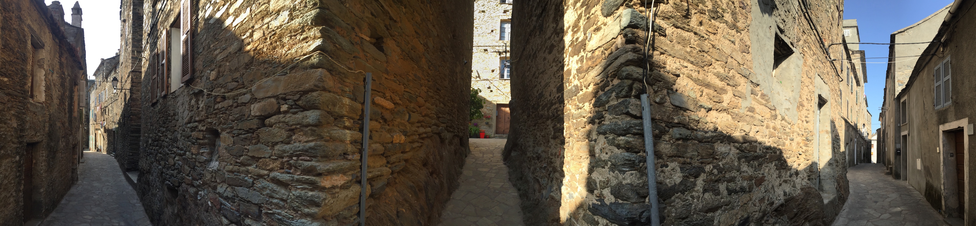 รูปถ่าย ฝรั่งเศส(France) คอร์สิคา(Corsica) เวนโซลัสกา(Venzolasca) 2017-09 0