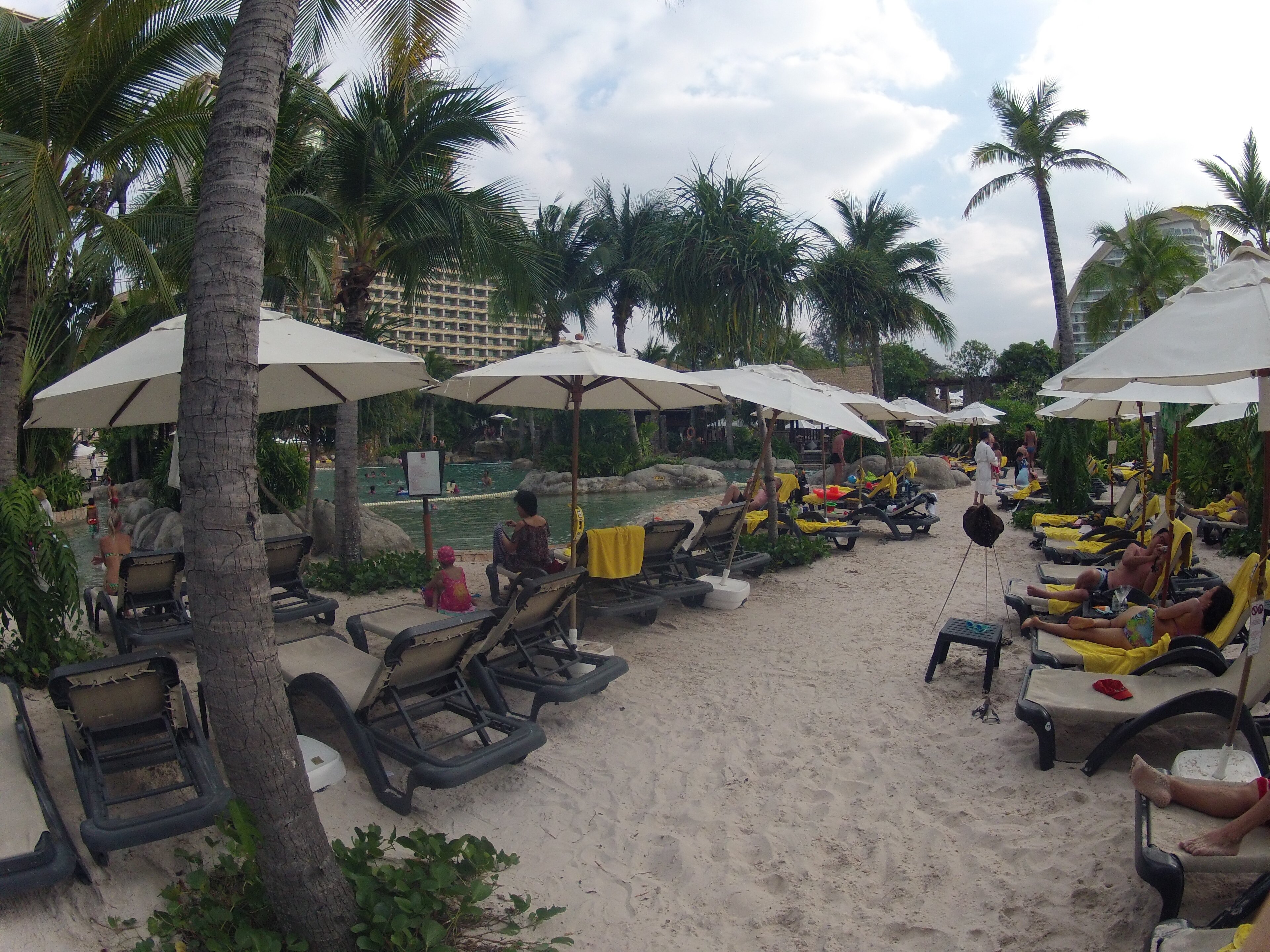 รูปถ่าย ไทย(Thailand) พัทยา(Pattaya) โรงแรมเซ็นทารา(Centara Hotel) 2011-12 74