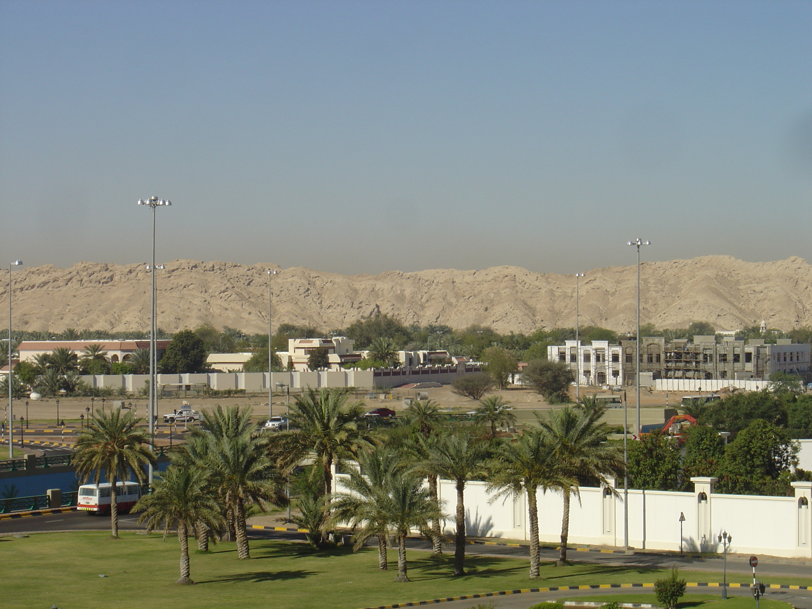 รูปถ่าย สหรัฐอาหรับเอมิเรตส์(United Arab Emirates) อาเลอิน(Al Ain) 2005-03 87