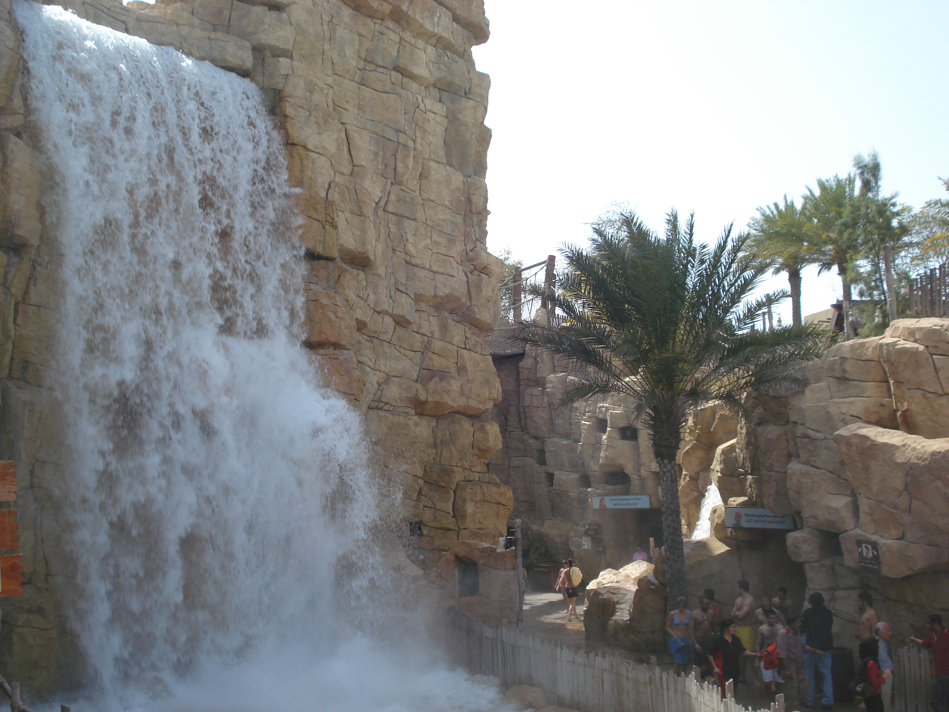 รูปถ่าย สหรัฐอาหรับเอมิเรตส์(United Arab Emirates) ดูไบ(Dubai) สวนน้ำไวลด์วาดี(Wild Wadi) 2007-03 61