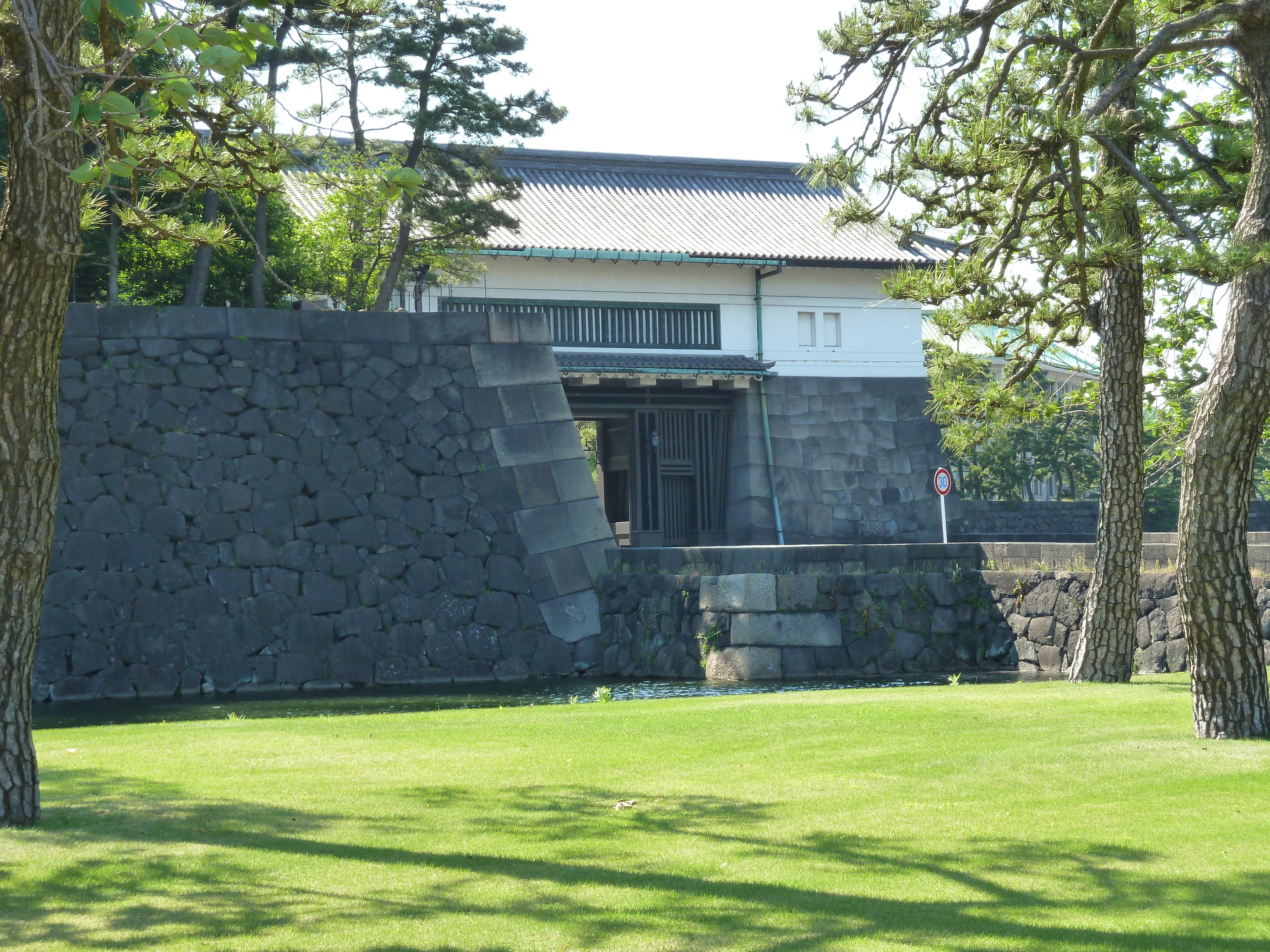 รูปถ่าย ญี่ปุ่น(Japan) โตเกียว(Tokyo) พระราชวังหลวง(Imperial Palace) 2010-06 64
