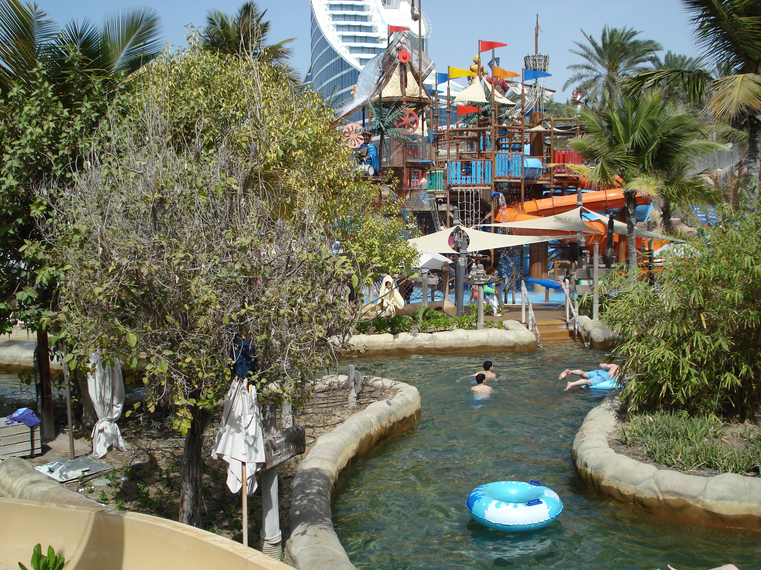 รูปถ่าย สหรัฐอาหรับเอมิเรตส์(United Arab Emirates) ดูไบ(Dubai) สวนน้ำไวลด์วาดี(Wild Wadi) 2007-03 244