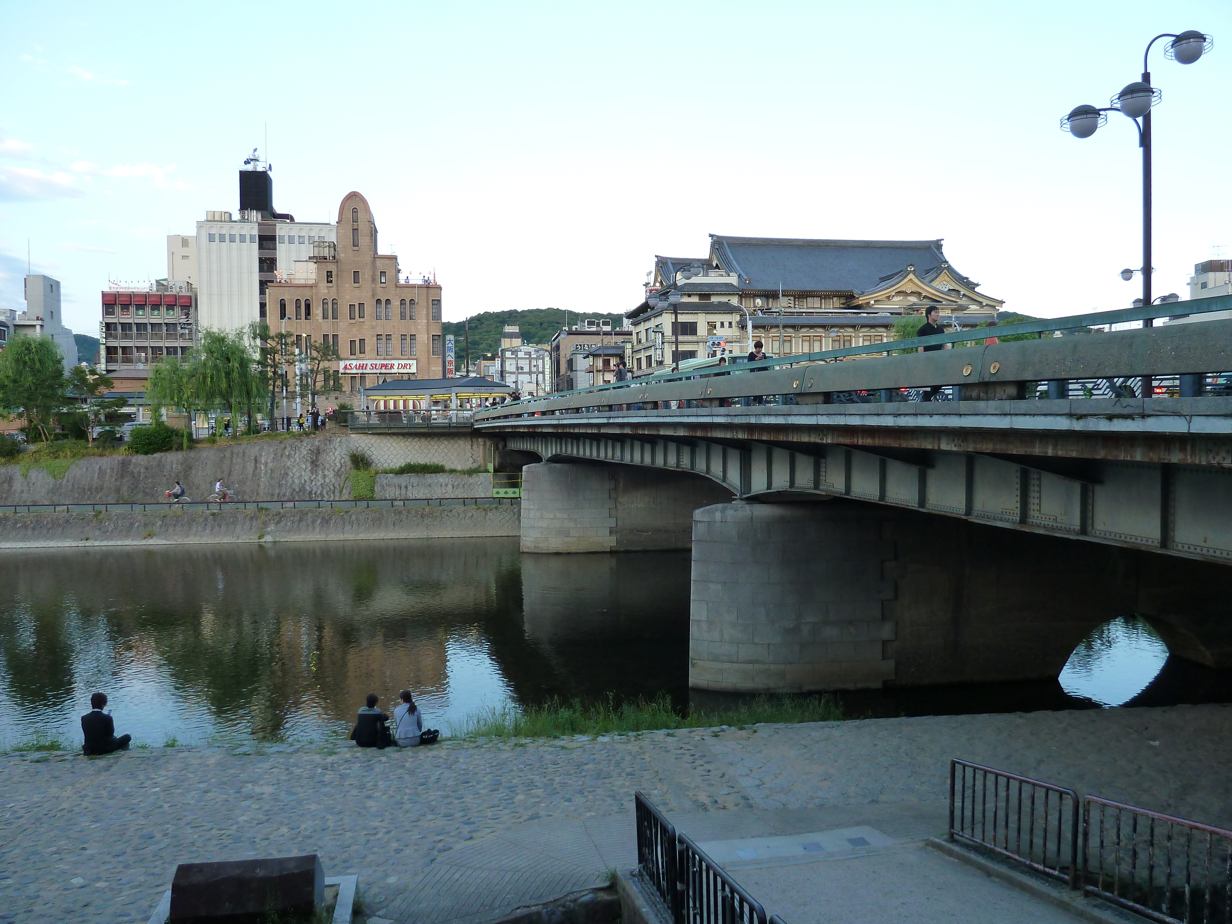 รูปถ่าย ญี่ปุ่น(Japan) เกียวโต(Kyoto) แม่น้ำคาโมะ(Kamo River) 2010-06 17