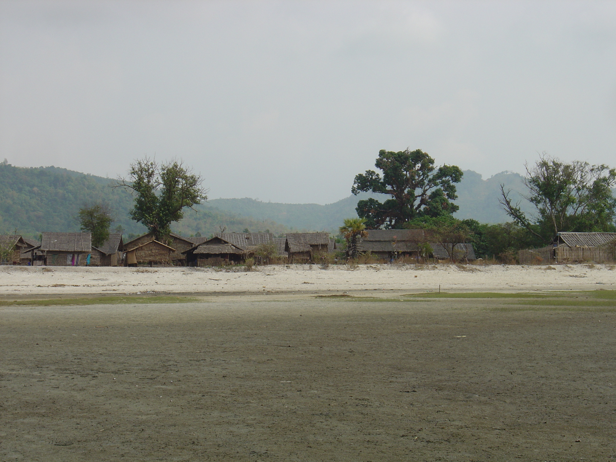 รูปถ่าย พม่า(Myanmar) หาดหม่องมะกันด้านเหนือ(Maungmagan North) 2005-01 53