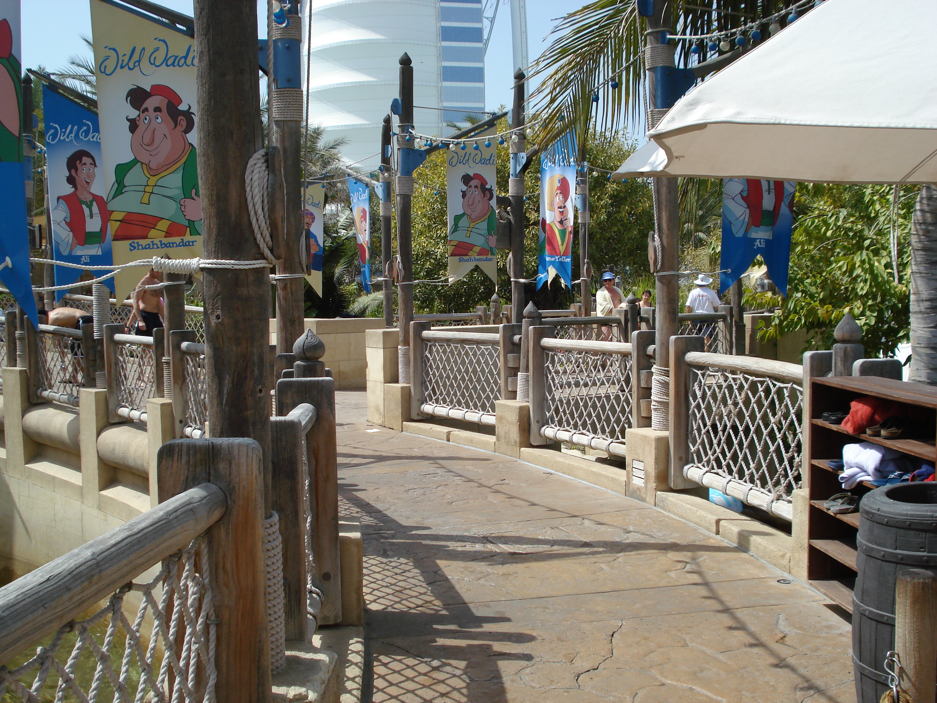 รูปถ่าย สหรัฐอาหรับเอมิเรตส์(United Arab Emirates) ดูไบ(Dubai) สวนน้ำไวลด์วาดี(Wild Wadi) 2007-03 224