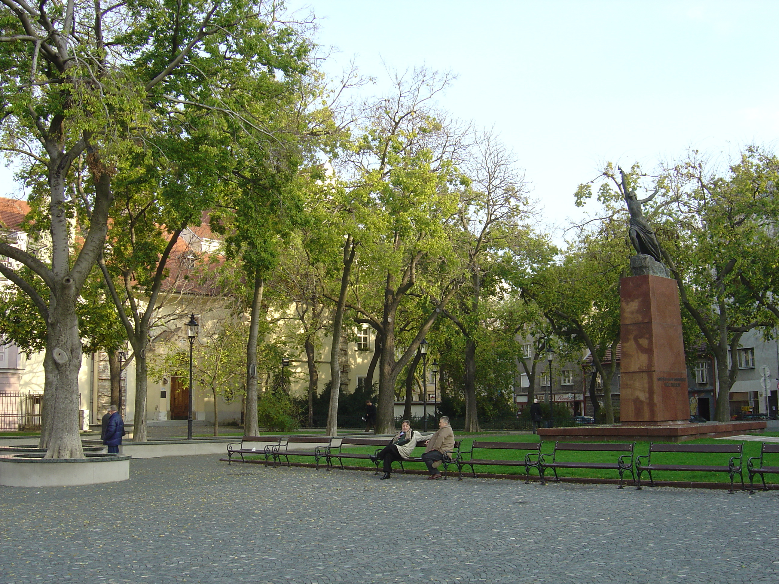 รูปถ่าย สโลวะเกีย(Slovakia) บราทิสลาวา(Bratislava) 2004-11 19