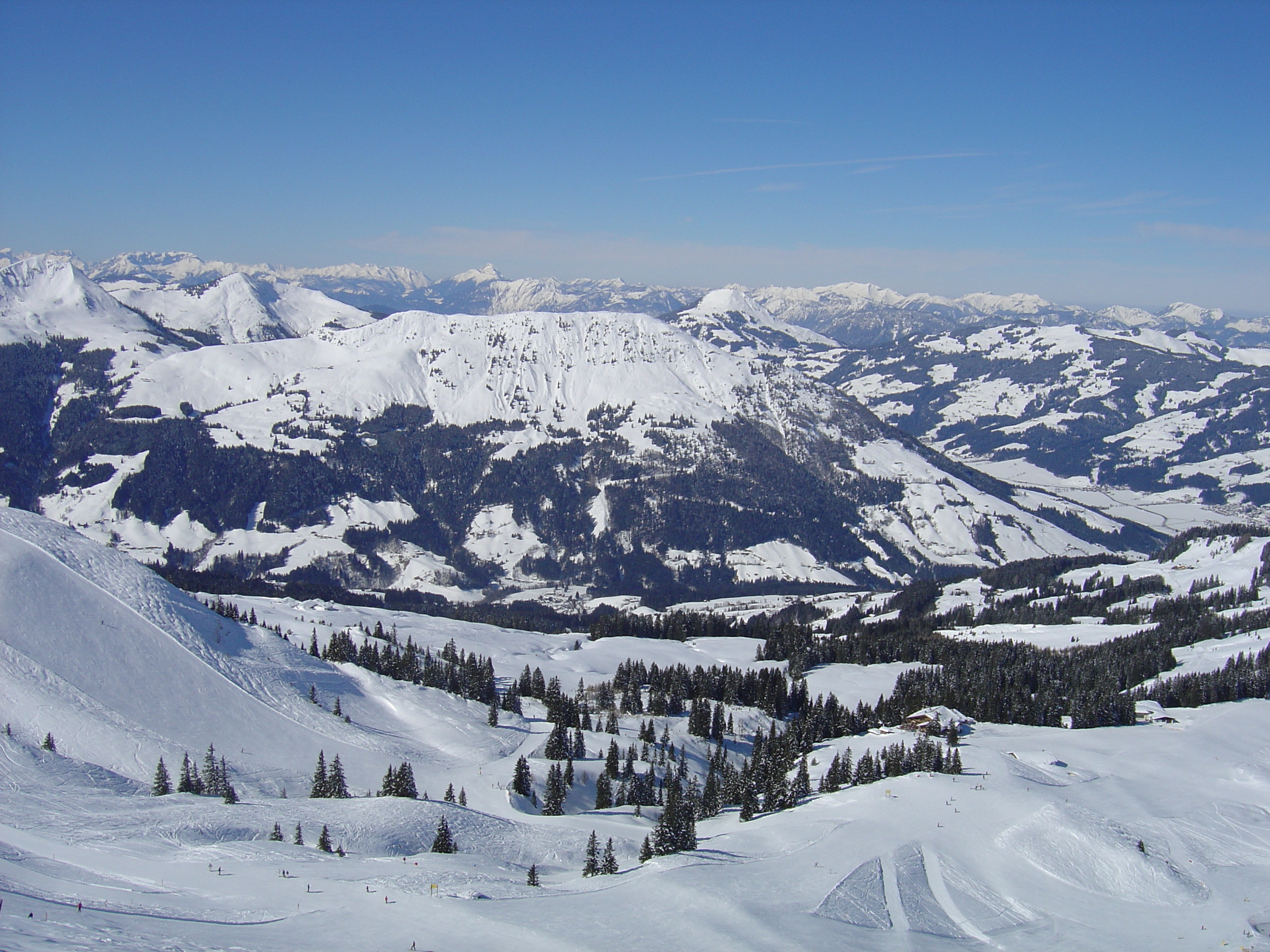 รูปถ่าย ออสเตรีย(Austria) คิทซ์บูเฮล(Kitzbuhel) สกี(Ski) 2005-03 95