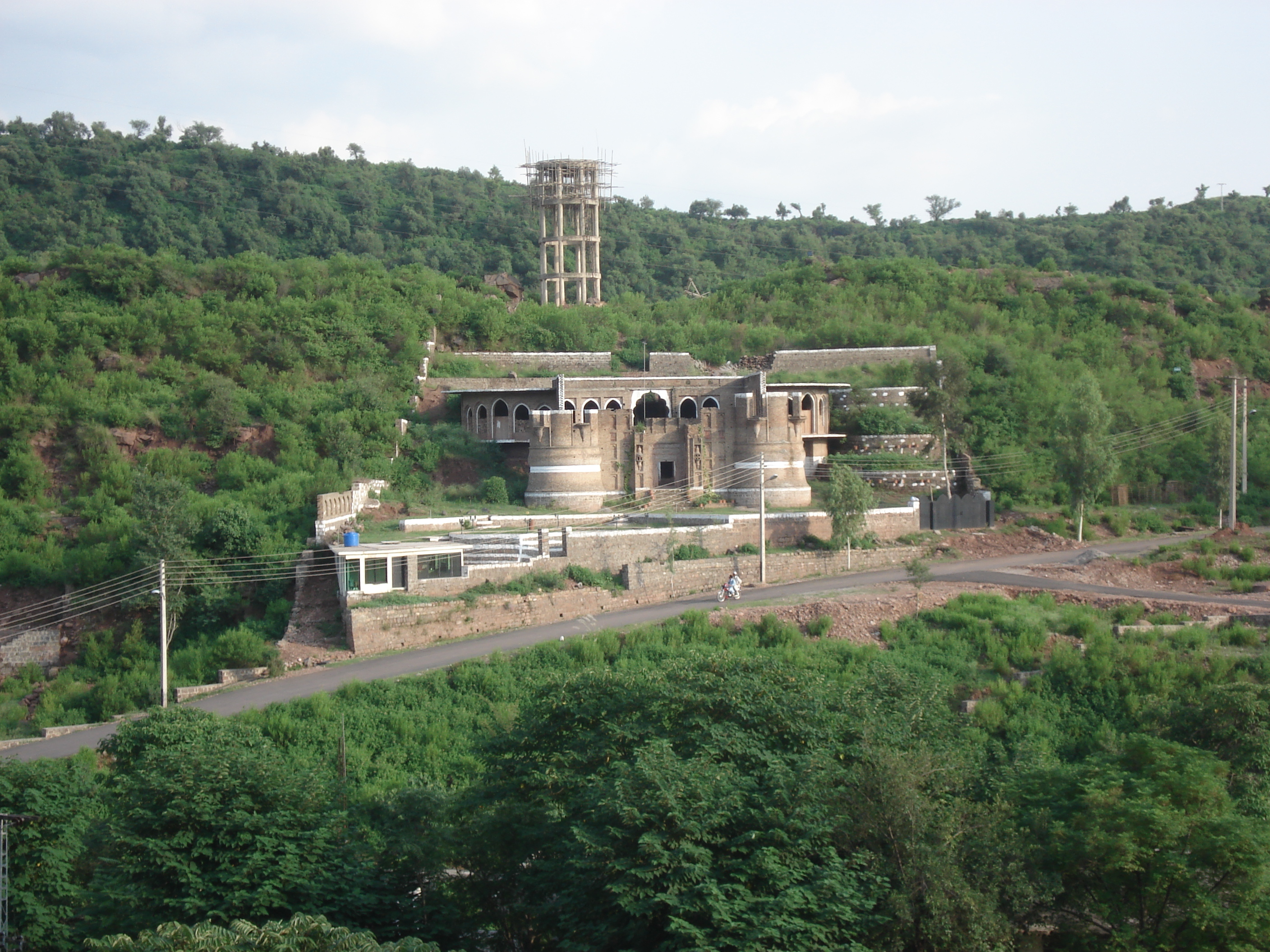 รูปถ่าย ปากีสถาน(Pakistan) ถนนจากอิสลามาบัดไปมัรรี(Islamabad to Murree road) 2006-08 125