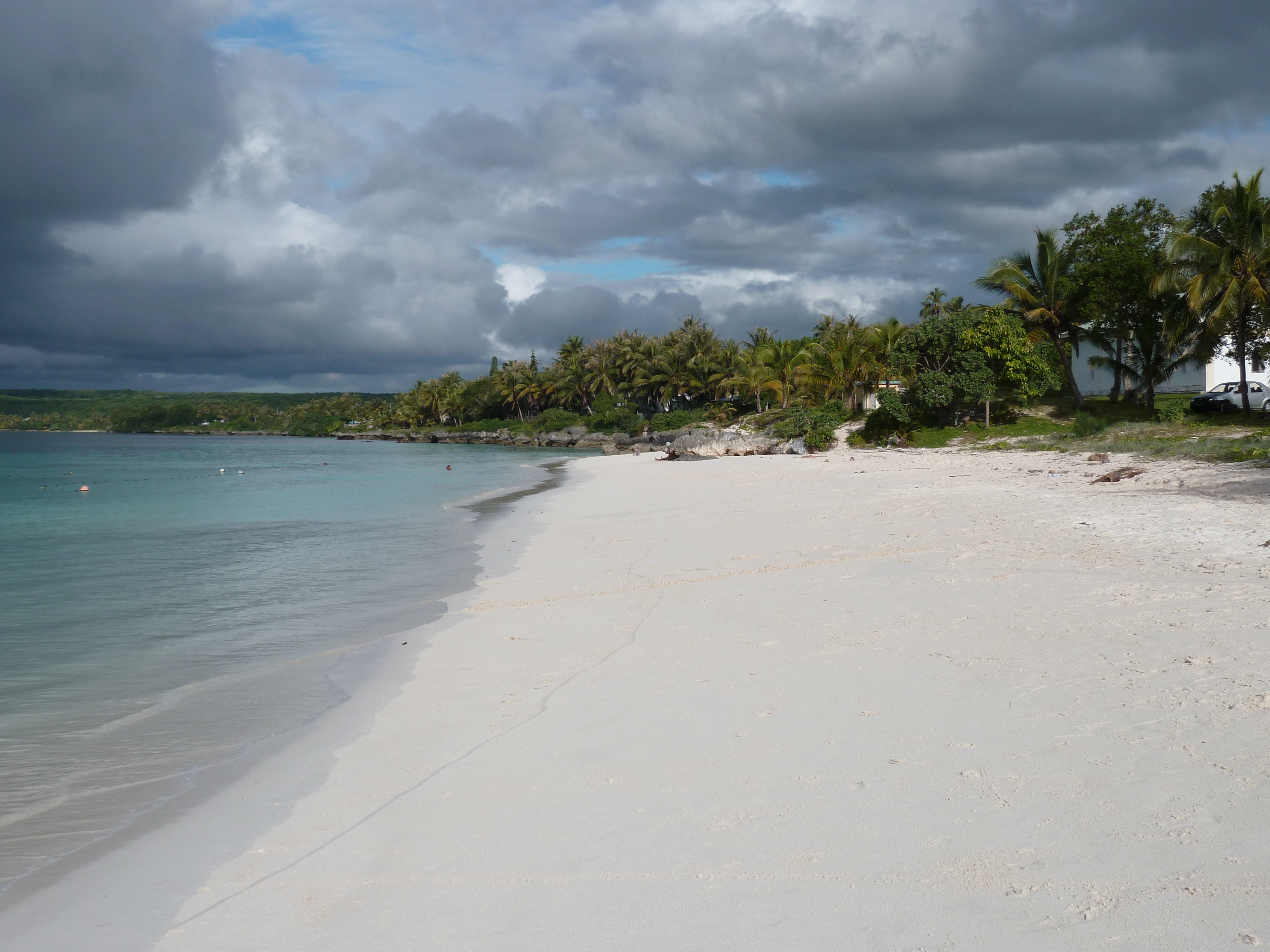 รูปถ่าย นิวแคลิโดเนีย(New Caledonia) เกาะลีฟู(Lifou) อ่าวชาโตบรีย็อง(Chateaubriand Bay) 2010-05 90