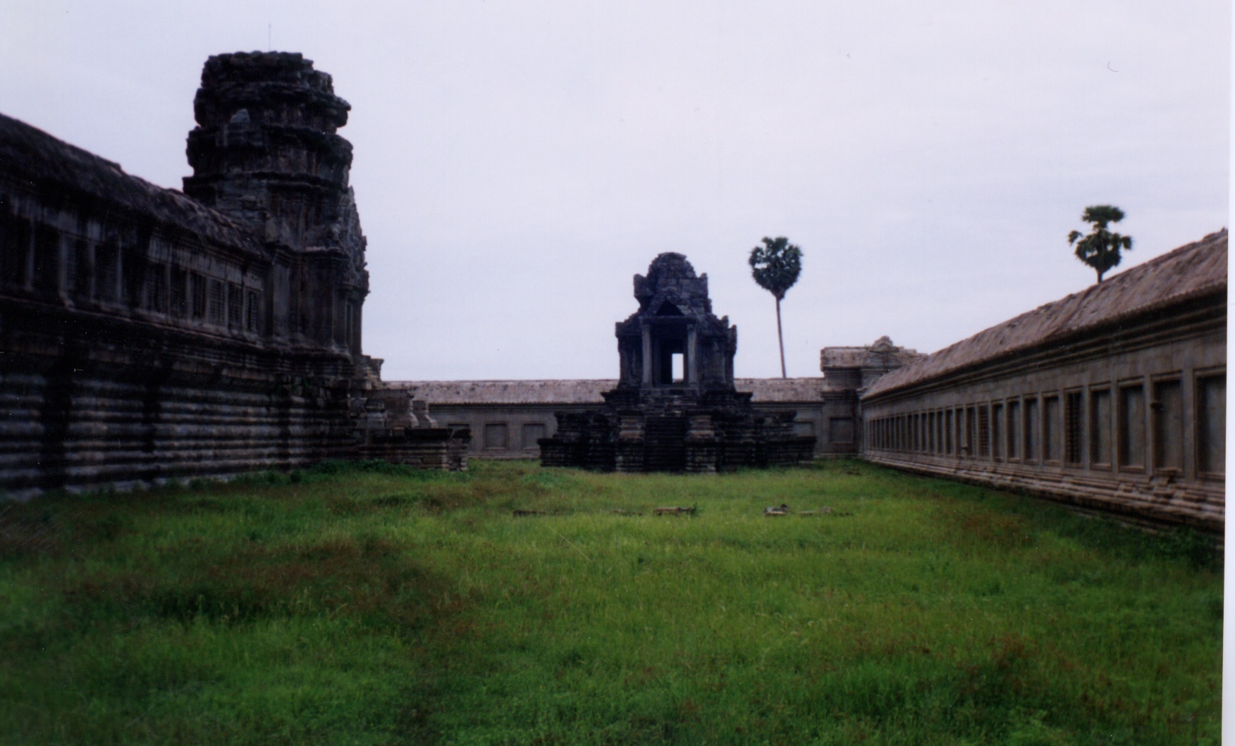 รูปถ่าย กัมพูชา(Cambodia) นครวัต(Angkor) 1996-06 65