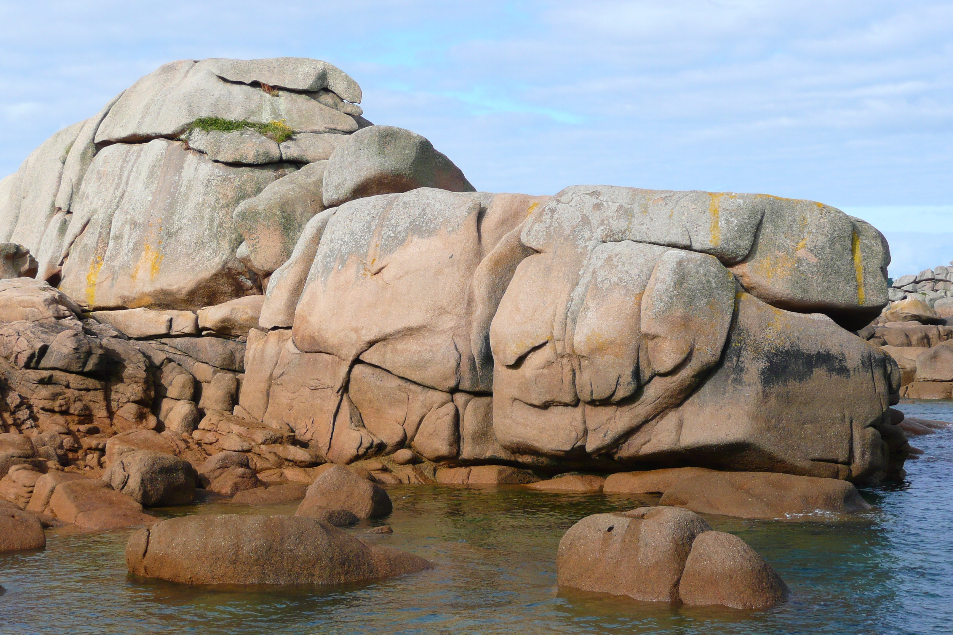 รูปถ่าย ฝรั่งเศส(France) แปร์รอส-กีแรก(Perros Guirec) หิน  แกรนิตชมพู (Cote de granite rose) 2007-08 63
