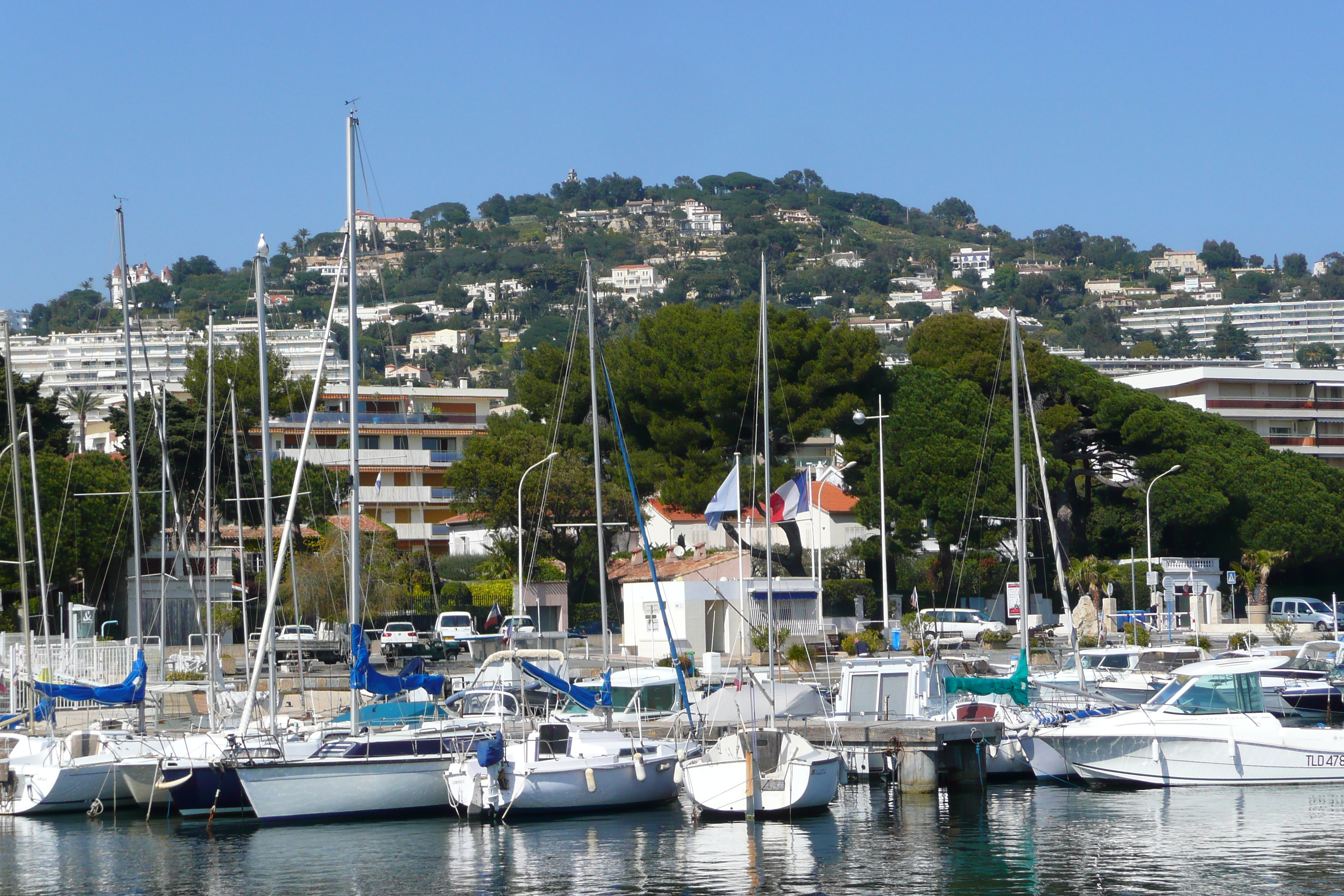 รูปถ่าย ฝรั่งเศส(France) คานส์(Cannes) หาดกาซาแญร์(Plage Gazagnaire) 2008-03 2