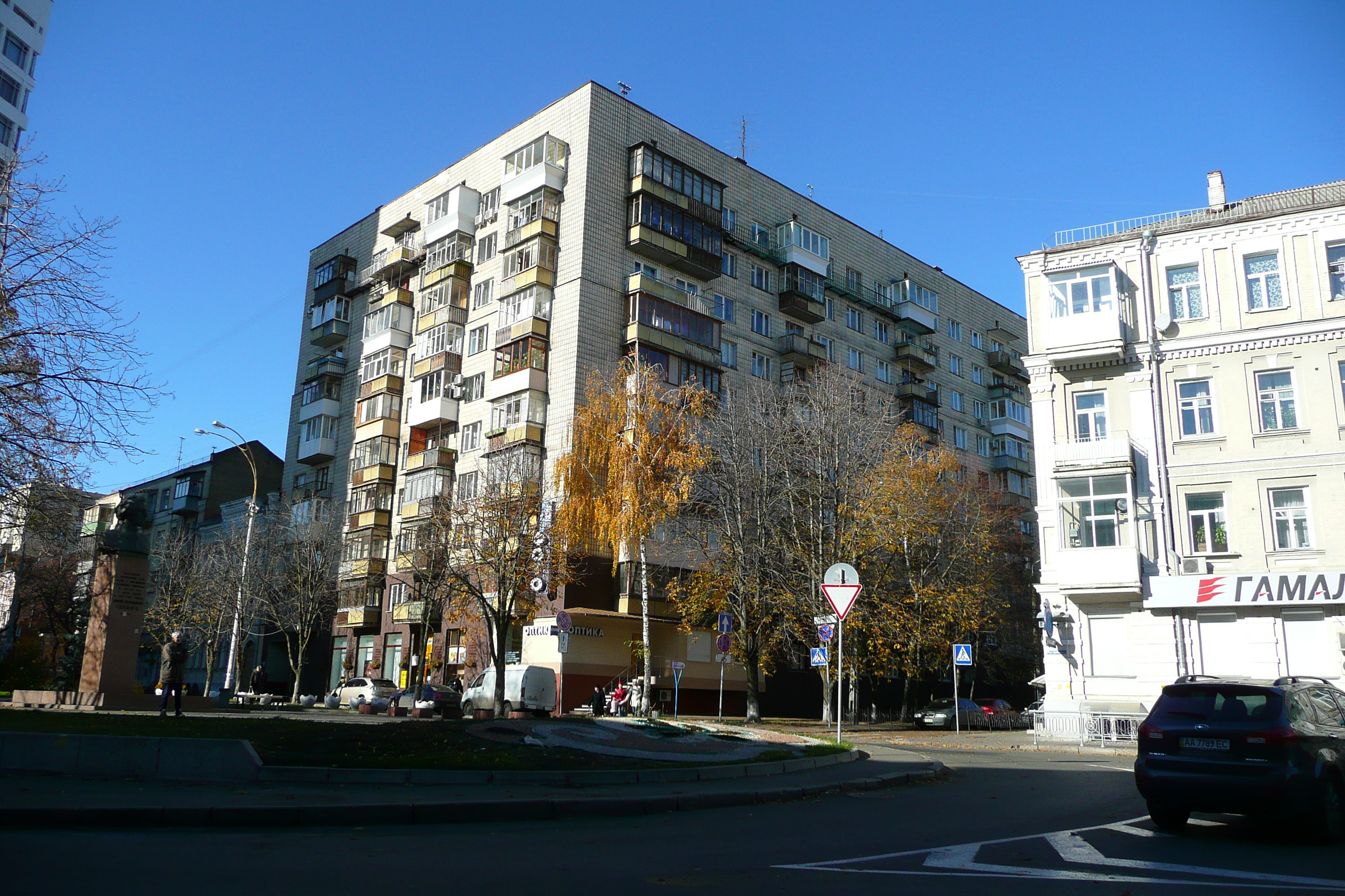 รูปถ่าย ยูเครน(Ukraine) เคียฟ(Kiev) เปเชิชค์.(Pechersk) 2007-11 33