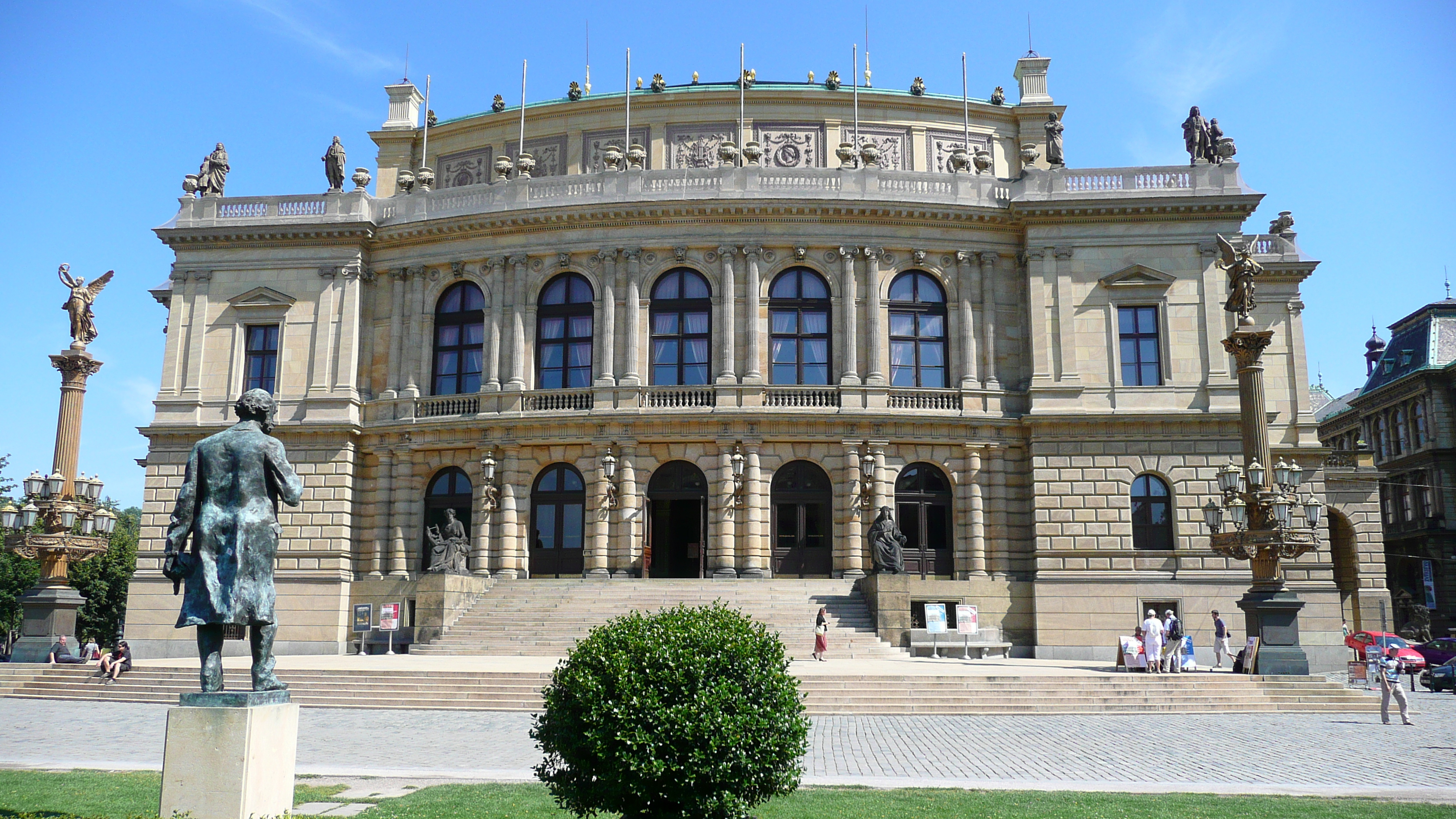 รูปถ่าย สาธารณรัฐเช็ก(Czech Republic) ปราก(Prague) 17 ลิสโตปาดื(17 Listopadu) 2007-07 18