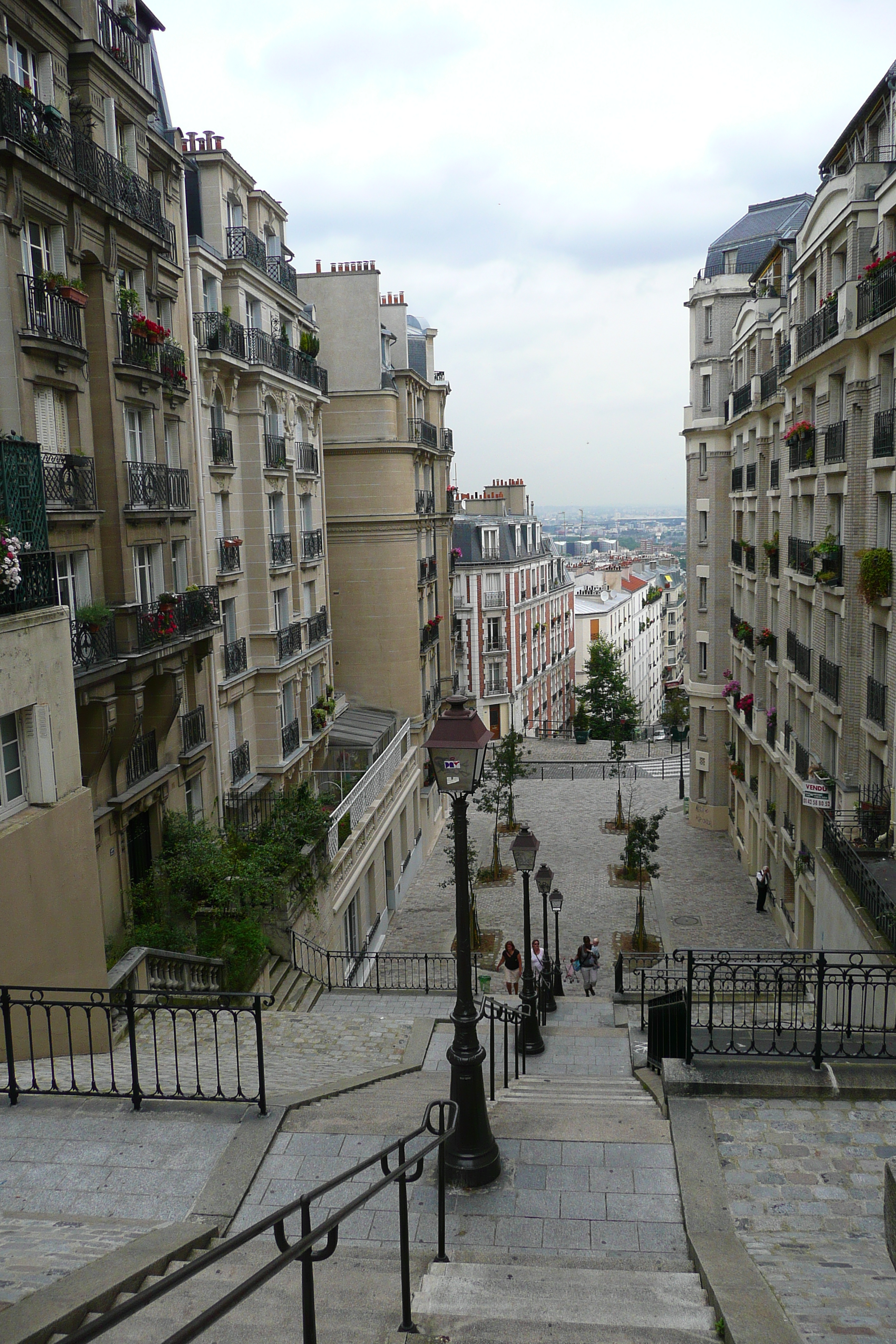 รูปถ่าย ฝรั่งเศส(France) ปารีส(Paris) มังท์มาร์เทรอ(Montmartre) 2007-06 100