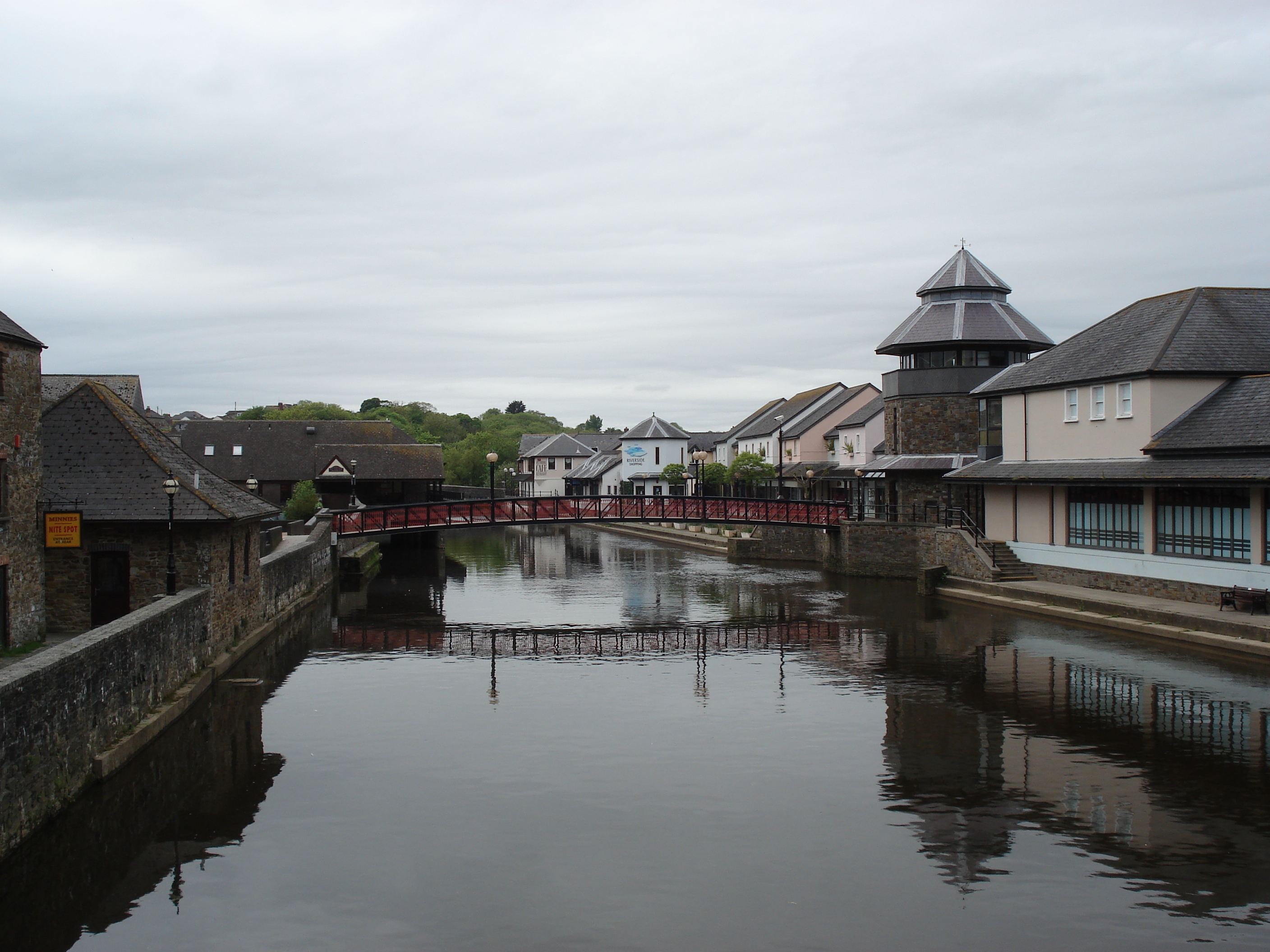 รูปถ่าย อังกฤษ(United Kingdom) ฮาร์เวอร์ฟอร์ดเวสท์(Haverfordwest) 2006-05 11