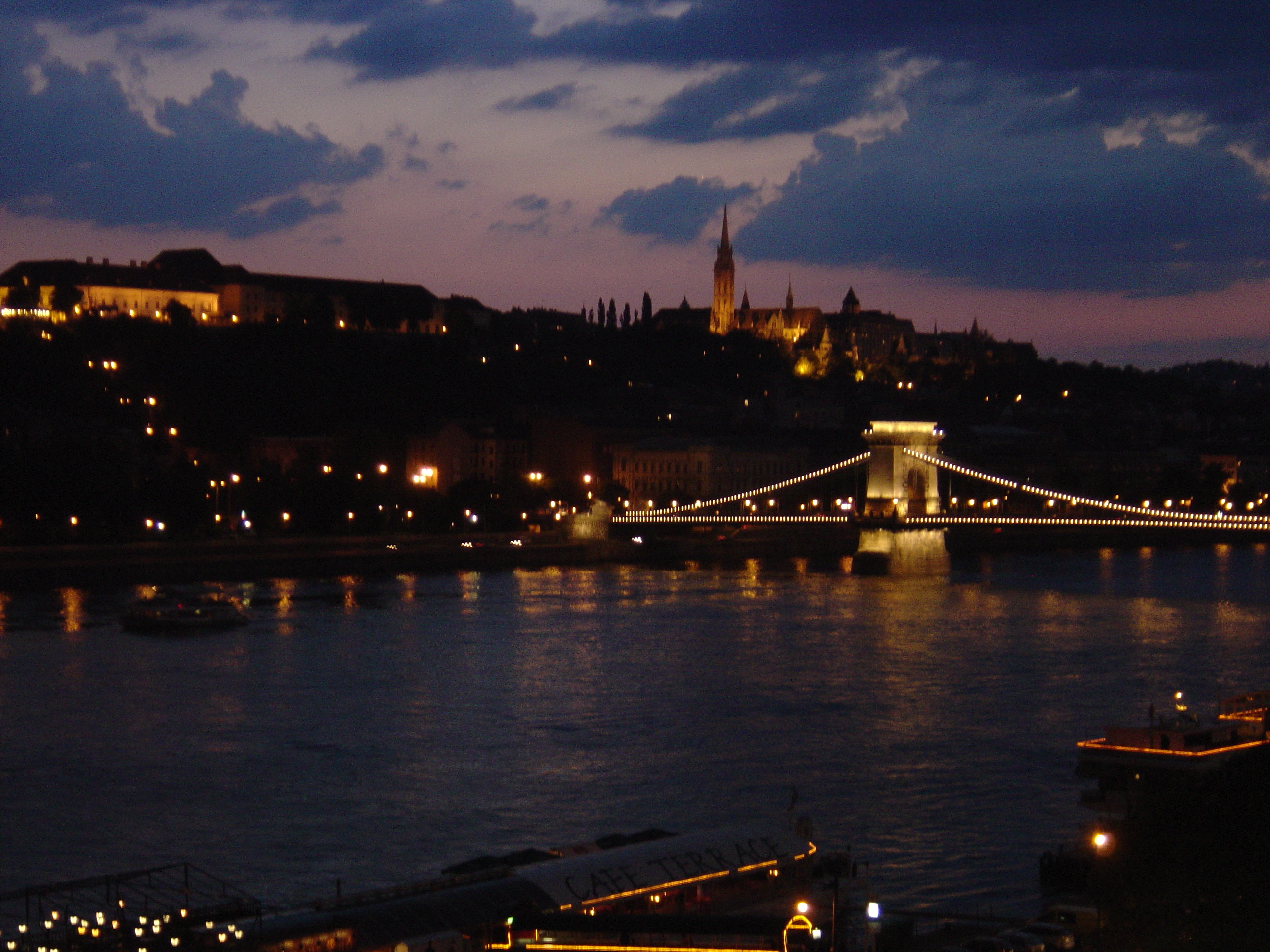 รูปถ่าย ฮังการี(Hungary) บูดาเปสต์(Budapest) 2004-05 375
