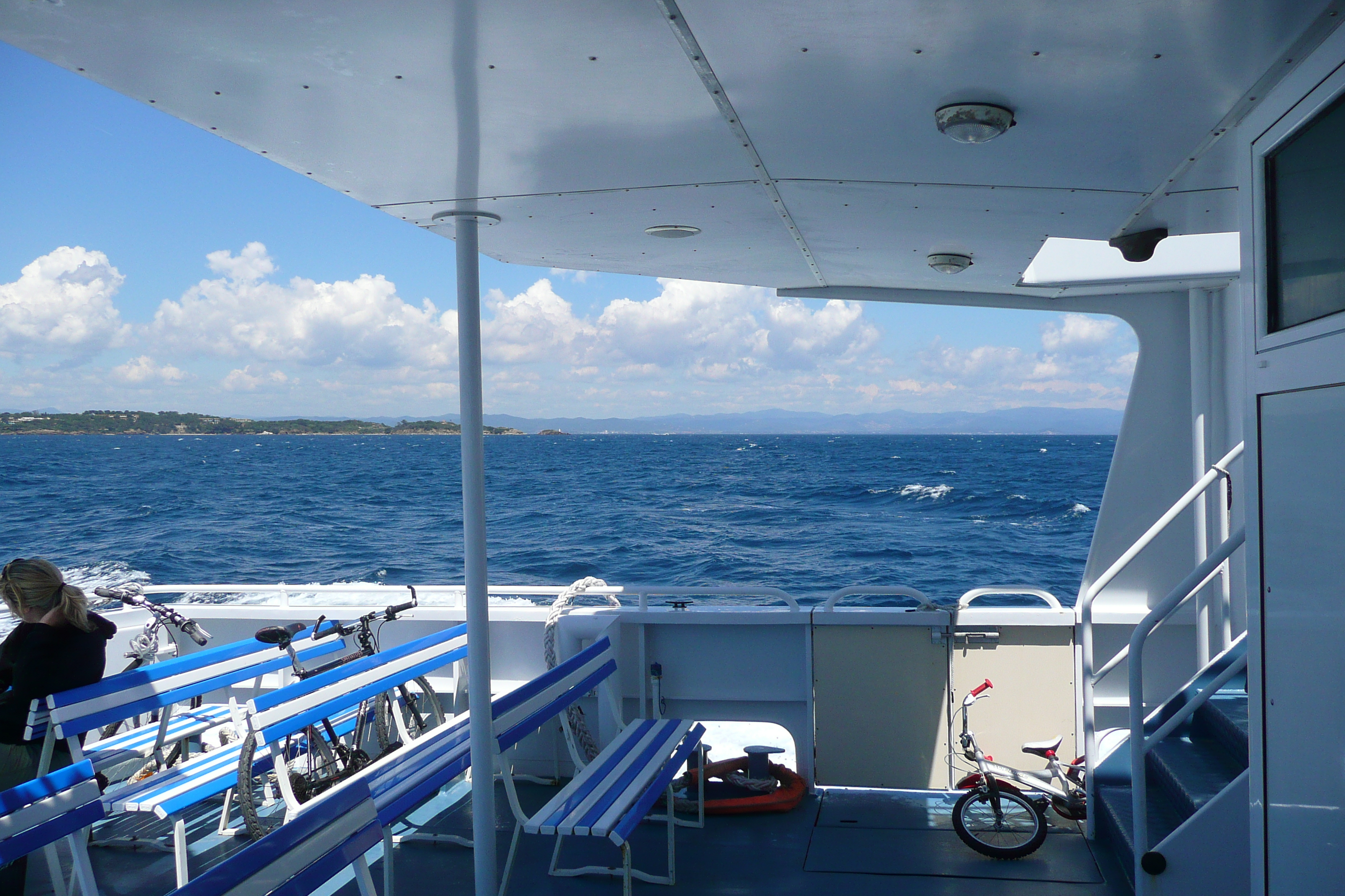 รูปถ่าย ฝรั่งเศส(France) เกาะปอร์เกอรอล(Porquerolles Island) ล่องเรือไปเกาะปอร์เกอรอล(Boat trip to Porquerolles) 2008-05 60