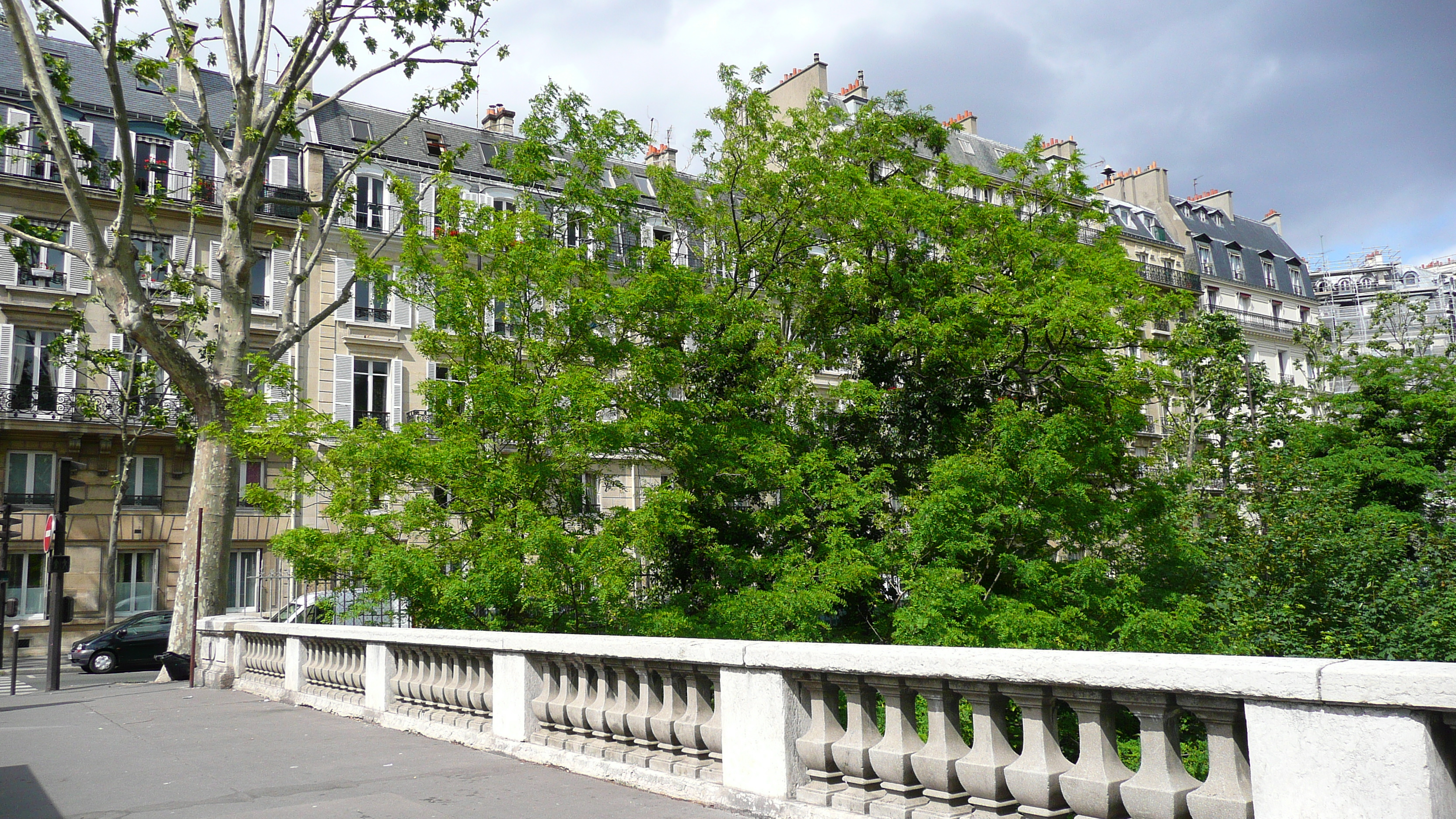 รูปถ่าย ฝรั่งเศส(France) ปารีส(Paris) คุ้มที่ 17 (17th Arrondissement) จัตุรัสวากราม(Place Wagram) 2007-05 3