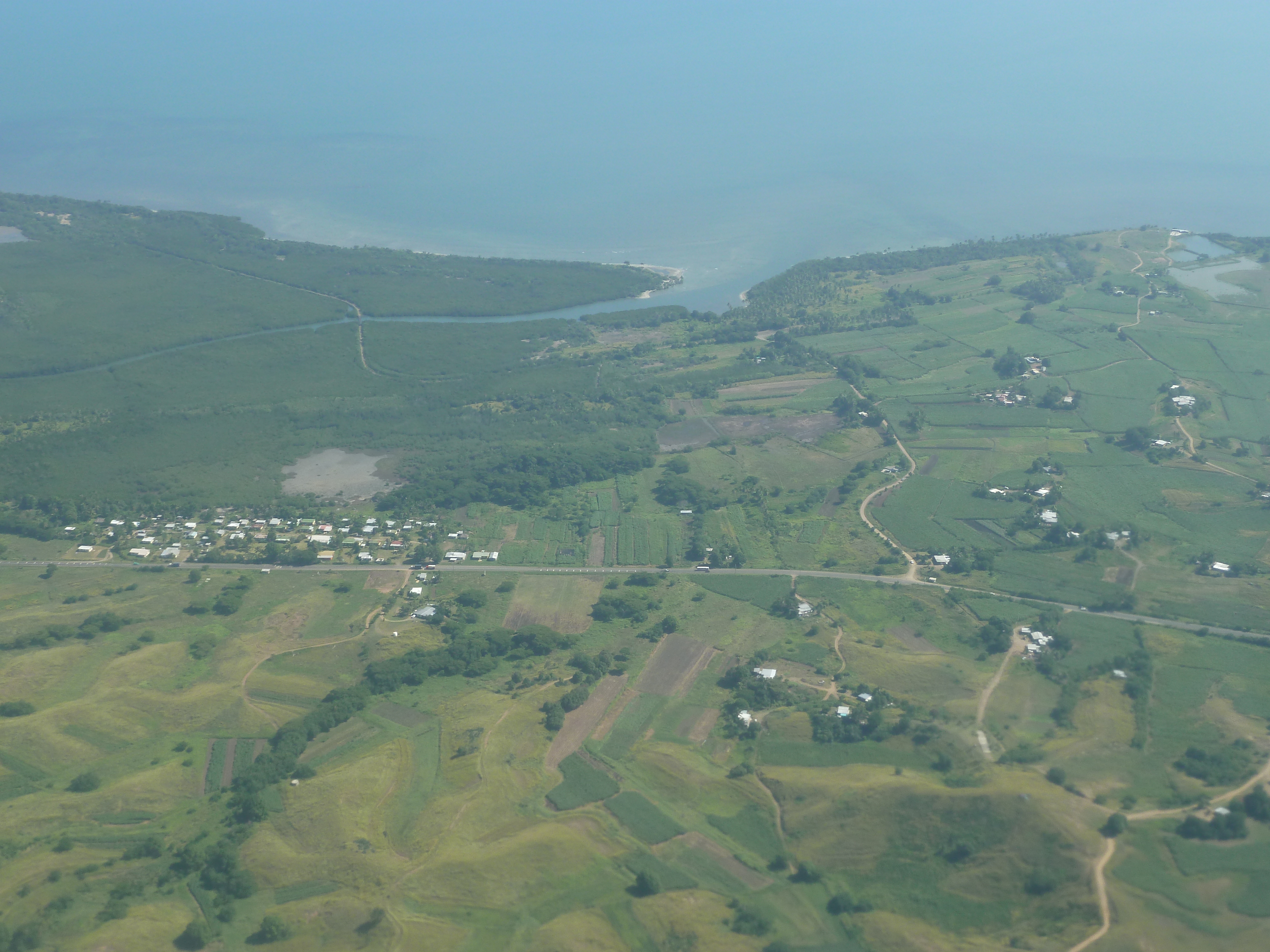 รูปถ่าย ฟิจิ(Fiji) ฟิจิจากมุมสูง(Fiji from the sky) 2010-05 4