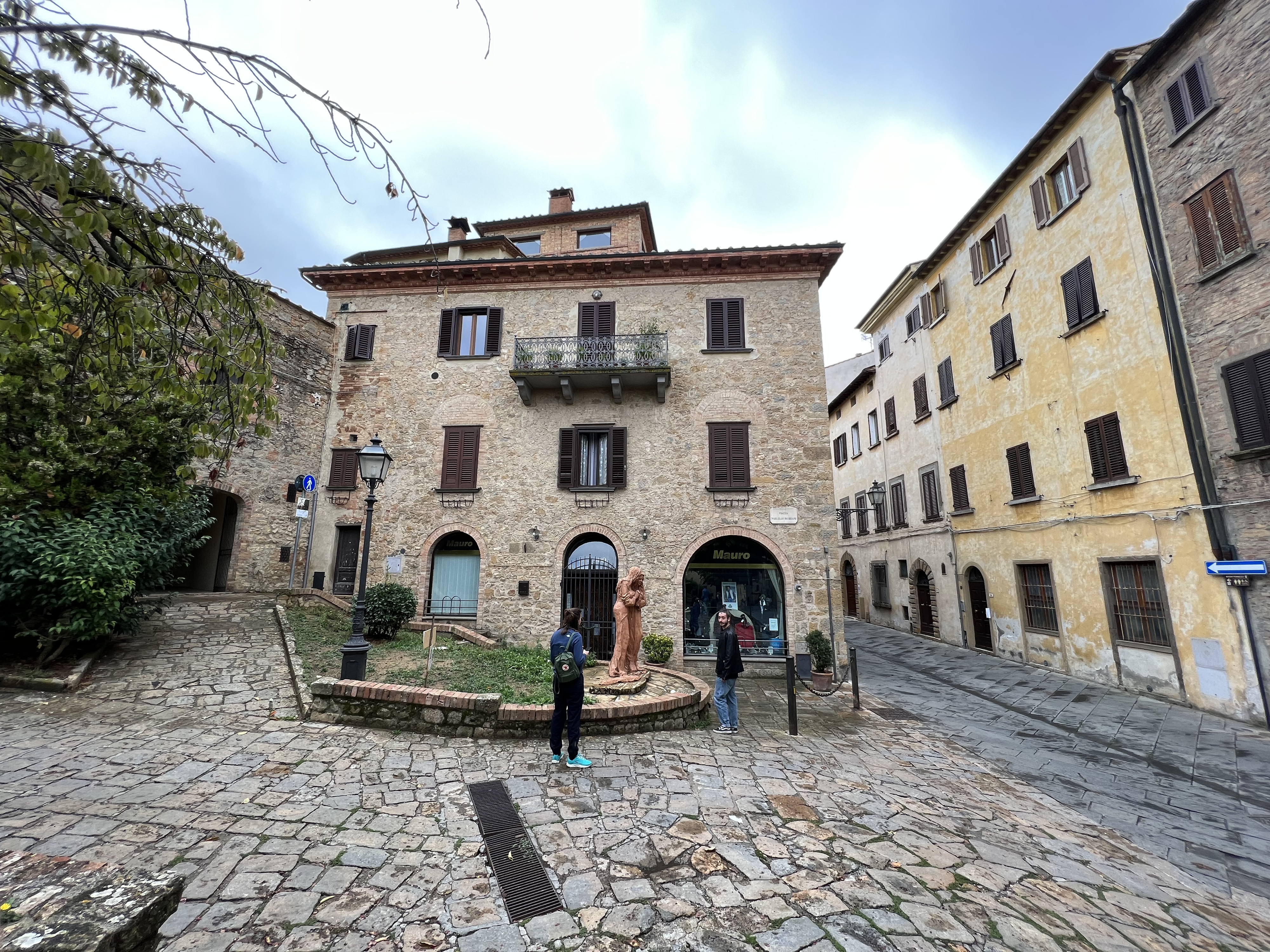 รูปถ่าย อิตาลี(Italy) วอลแตร์รา(Volterra) 2021-09 110