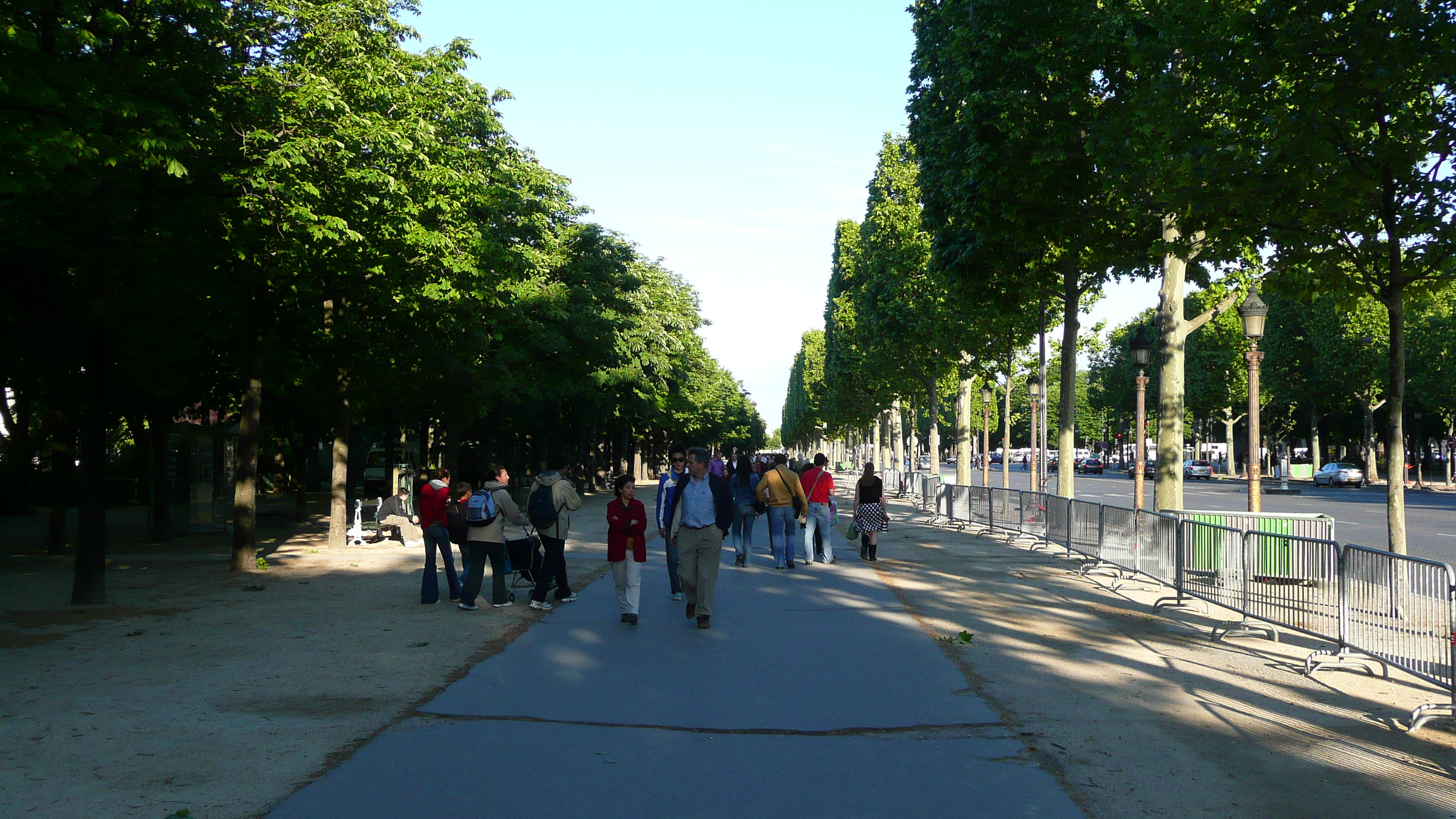 รูปถ่าย ฝรั่งเศส(France) ปารีส(Paris) ช็องเซลีเซ(Champs Elysees) 2007-04 45