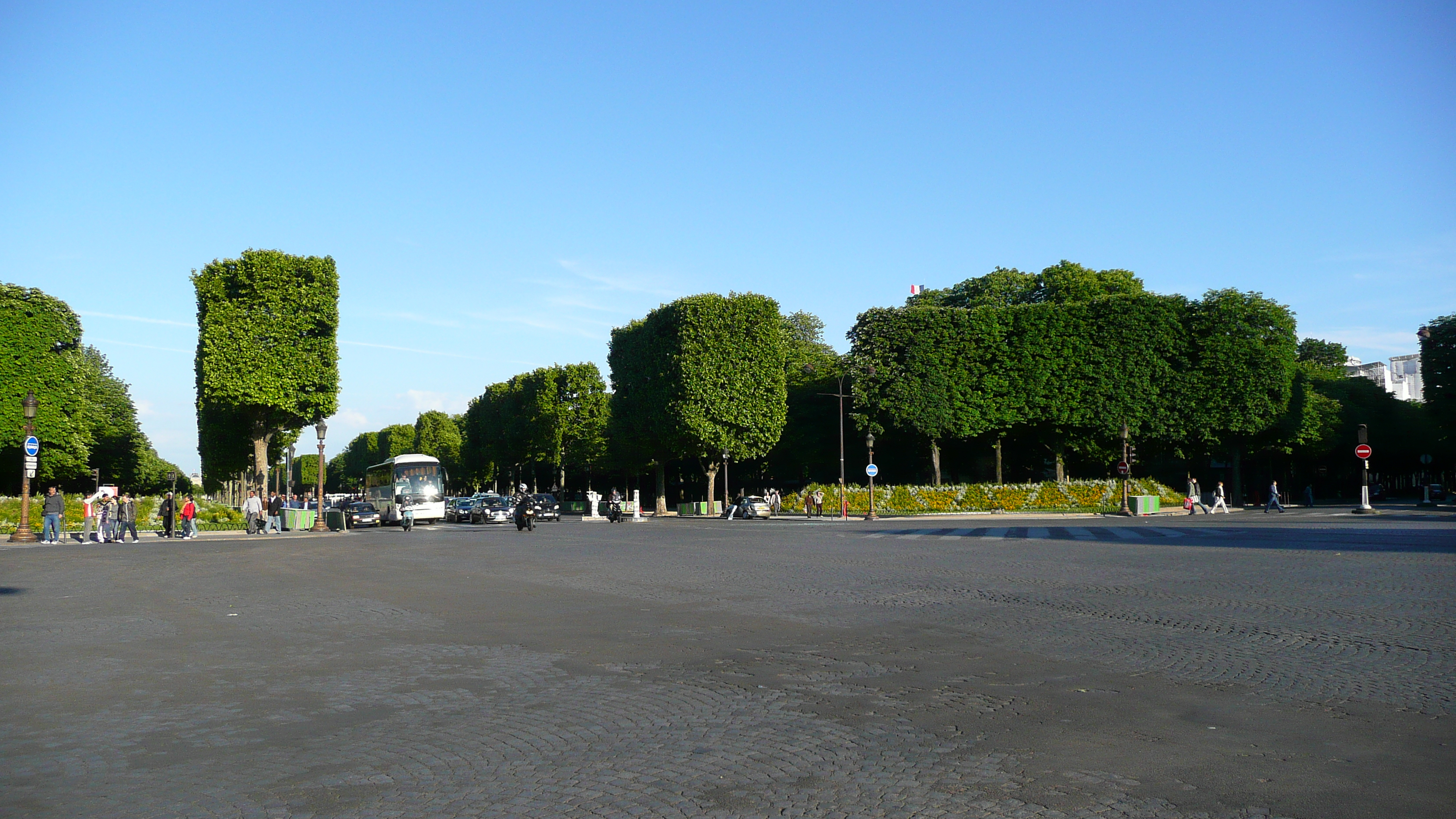 รูปถ่าย ฝรั่งเศส(France) ปารีส(Paris) ช็องเซลีเซ(Champs Elysees) 2007-04 57