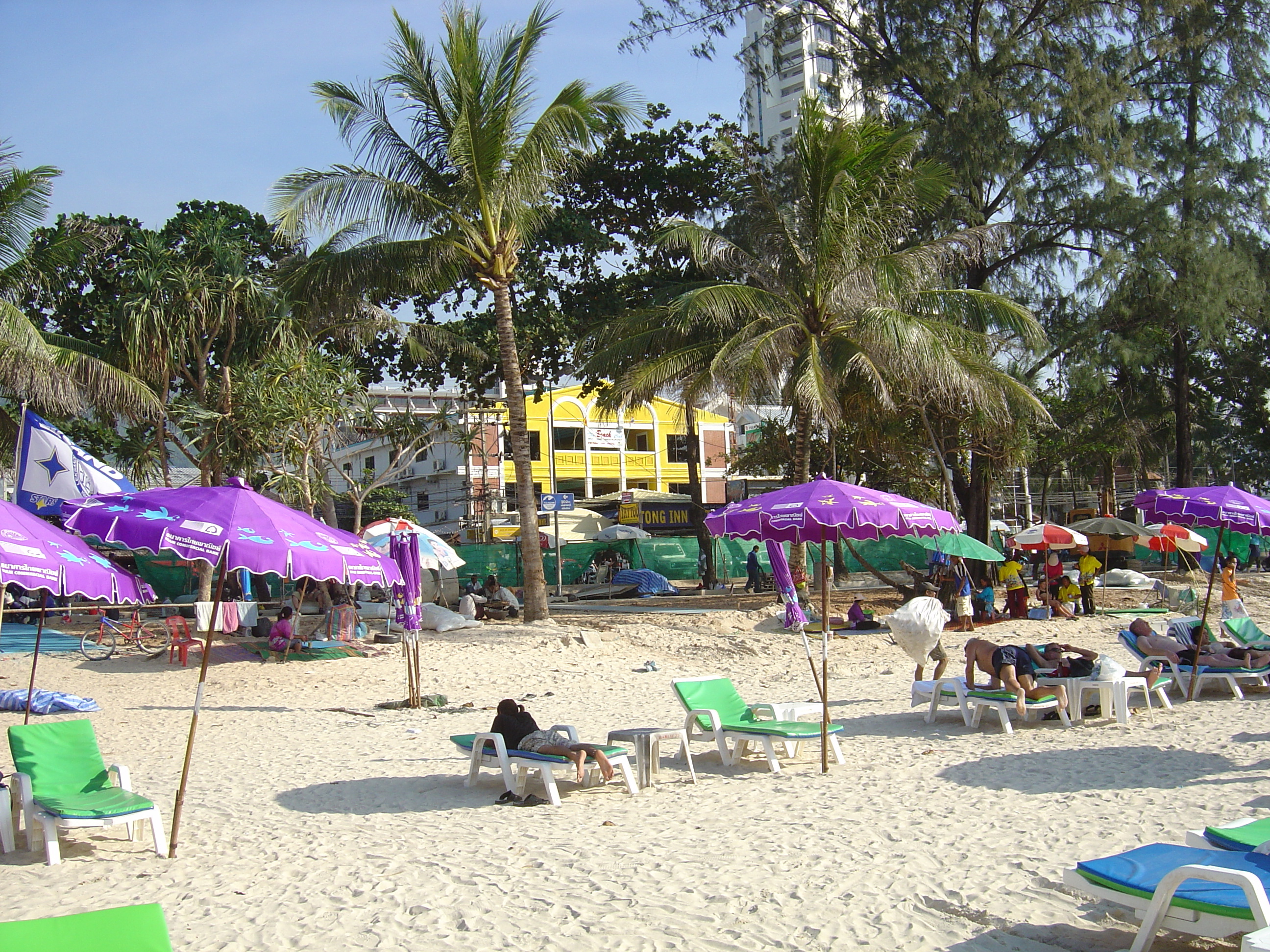รูปถ่าย ไทย(Thailand) ภูเก็ต(Phuket) ป่าตอง(Patong) หาดทราย(Beach) 2005-12 38