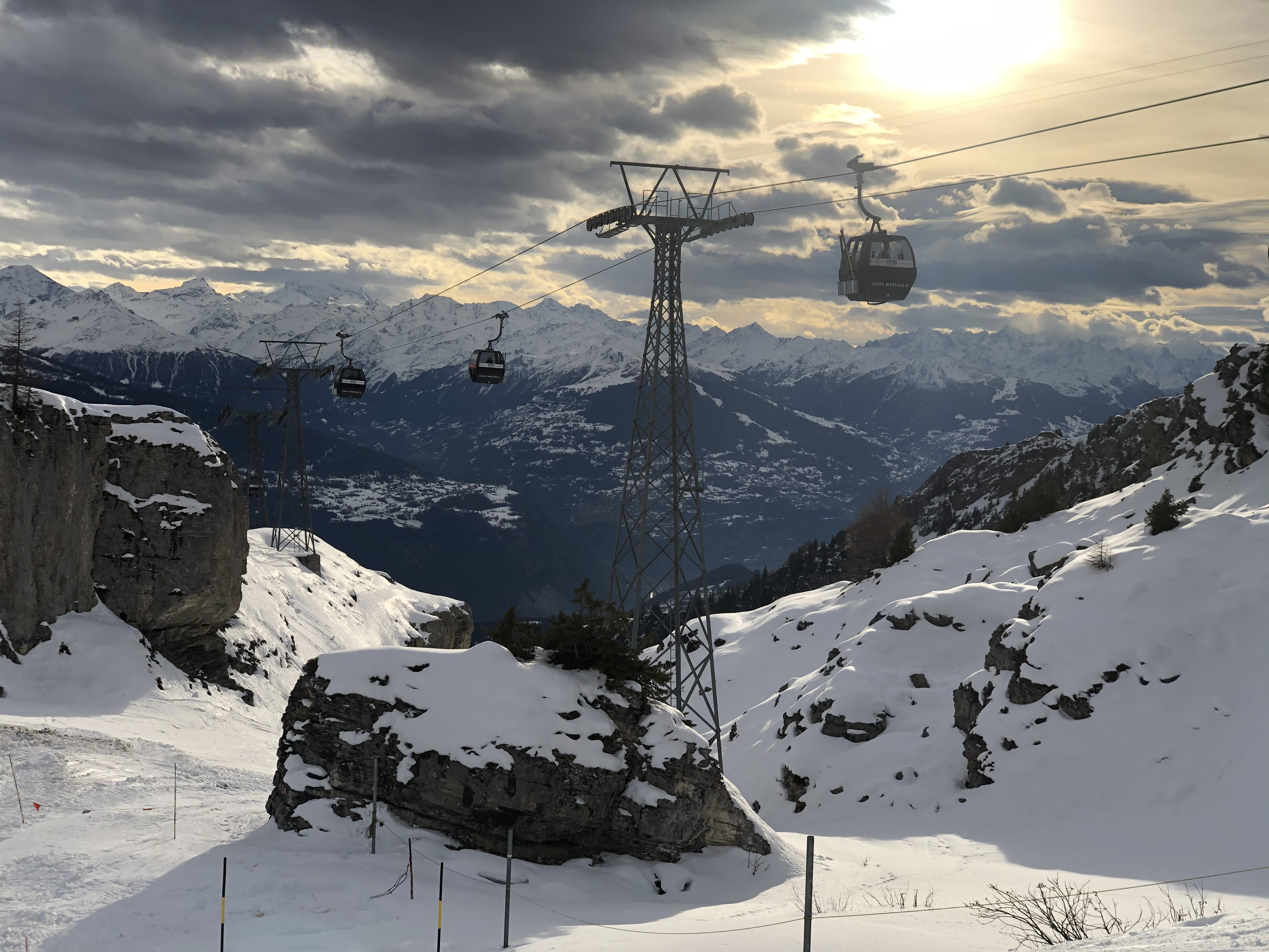 รูปถ่าย สวิสเซอร์แลนด์(Switzerland) ครองส์-มงตานา(Crans Montana) 2020-12 206