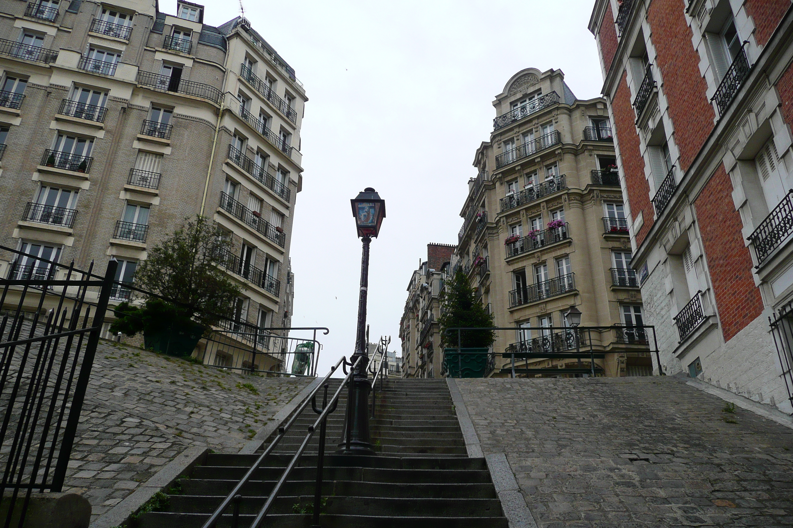 รูปถ่าย ฝรั่งเศส(France) ปารีส(Paris) มังท์มาร์เทรอ(Montmartre) 2007-06 154