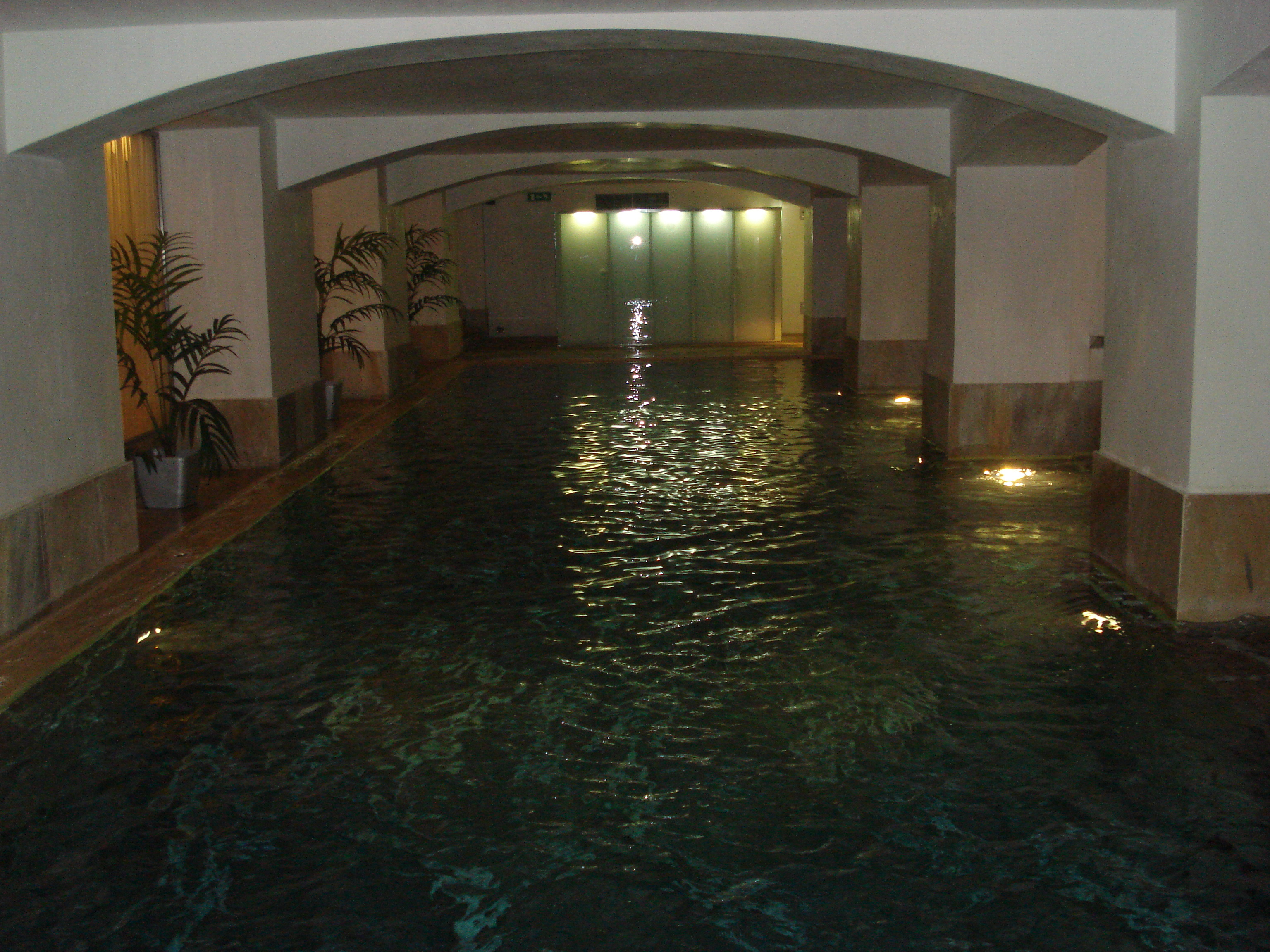 รูปถ่าย สาธารณรัฐเช็ก(Czech Republic) ปราก(Prague) โรงแรมคาร์โลที่ 4 บอสโกโล(Carlo IV Boscolo Hotel) 2007-07 30